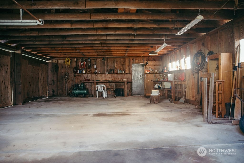 3142 Undie Road Property Photo 32