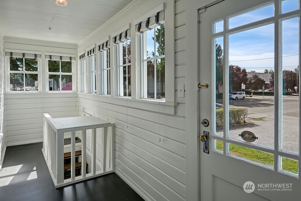 5403 Maynard Avenue Property Photo 14