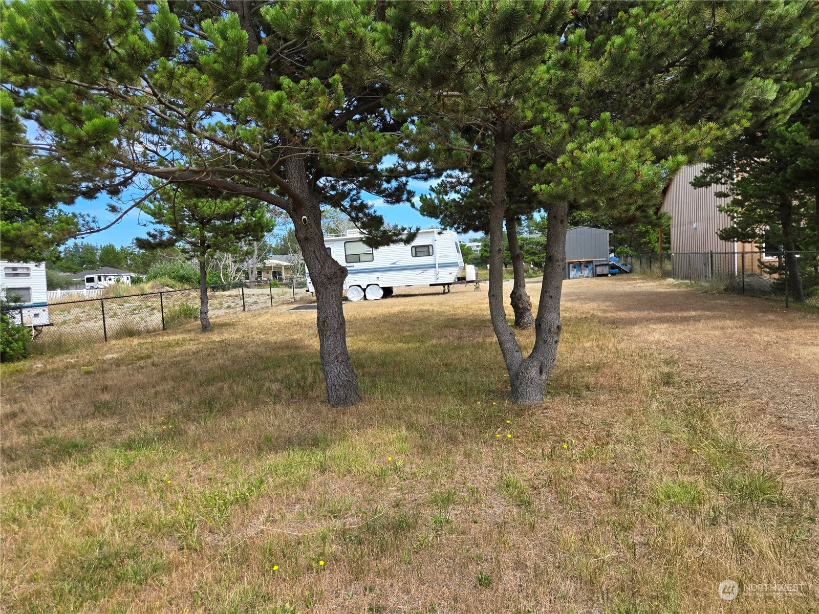 35106 G Street Property Photo 5