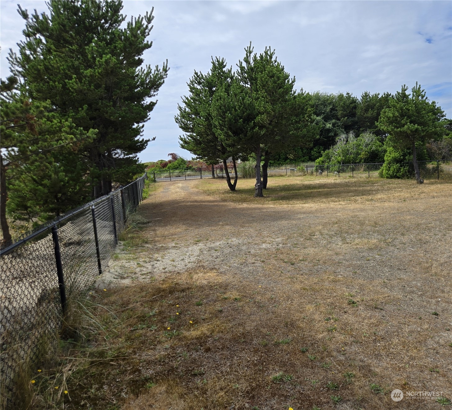 35106 G Street Property Photo 6