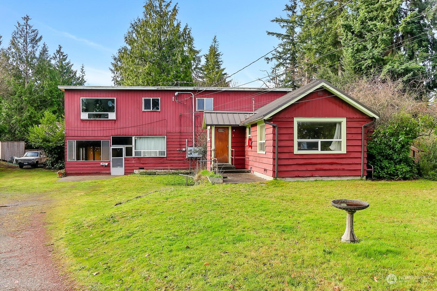 700 52nd Street Property Photo