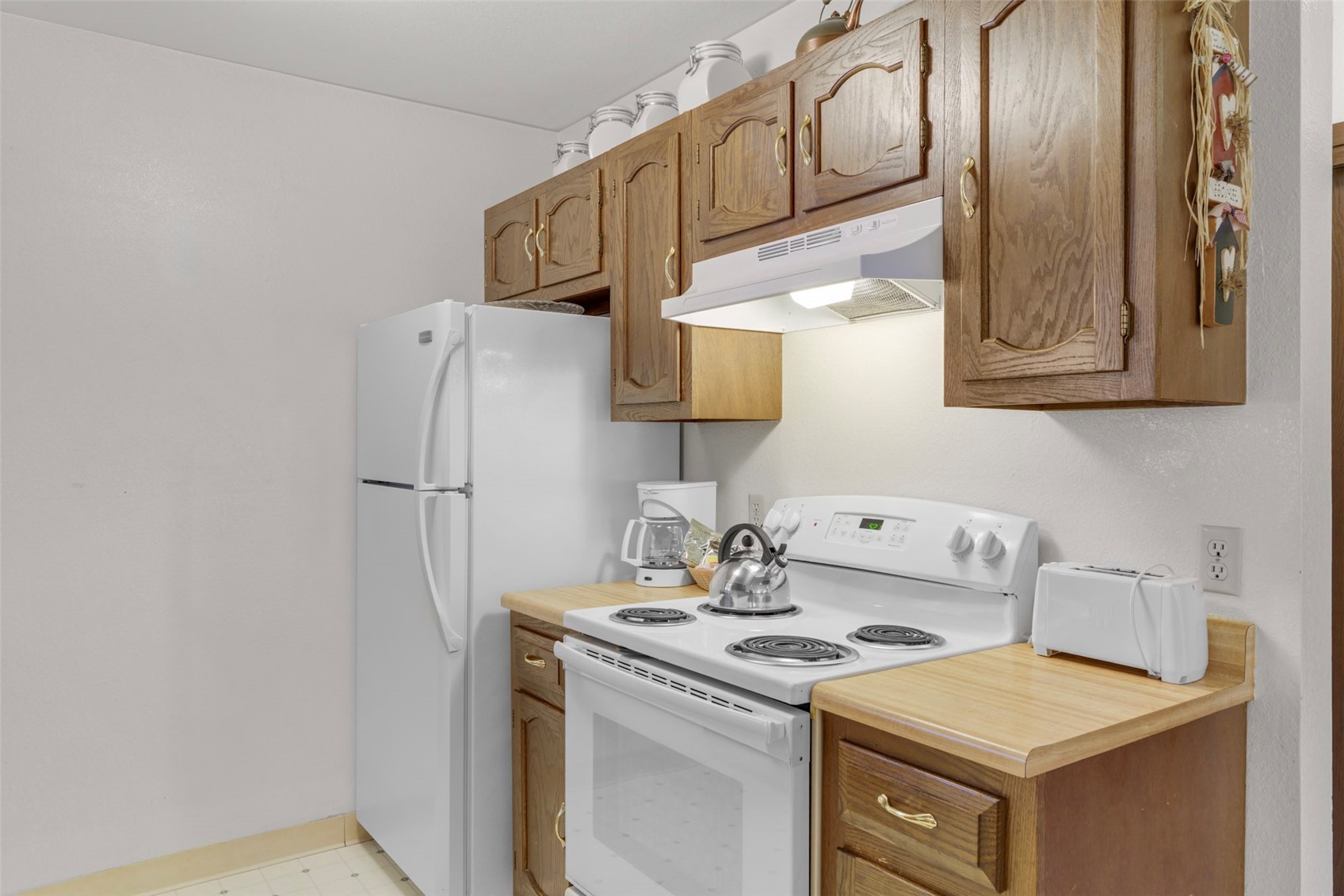 210 26th Street 207-8 Property Photo 8