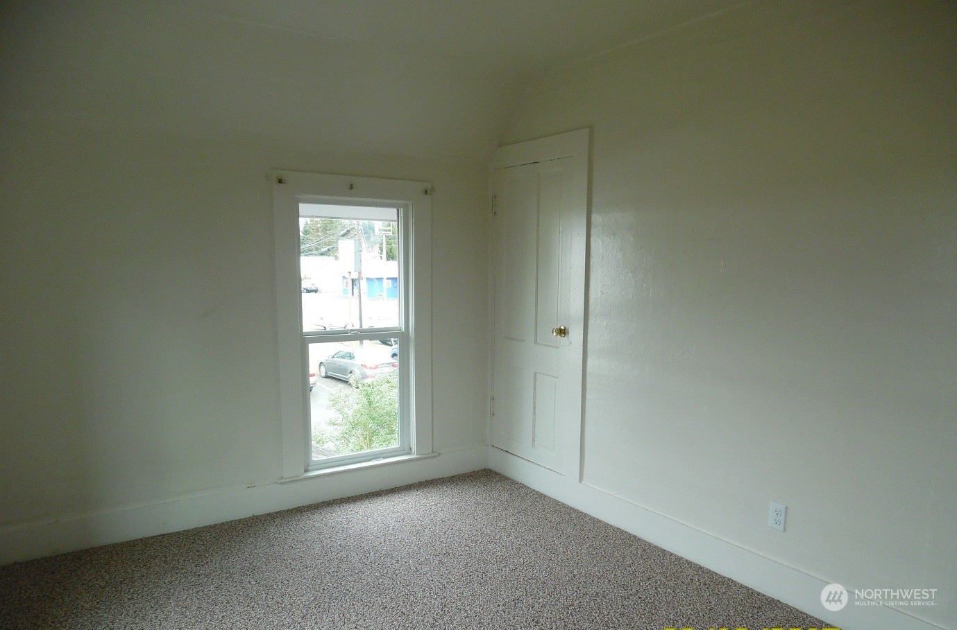 1901 S 2nd Street Property Photo 16