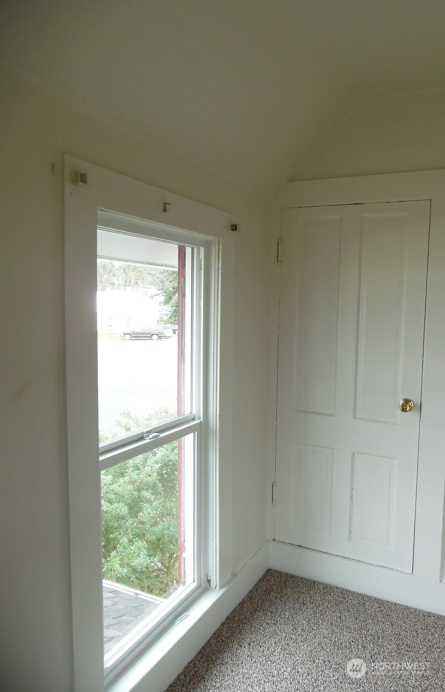 1901 S 2nd Street Property Photo 17