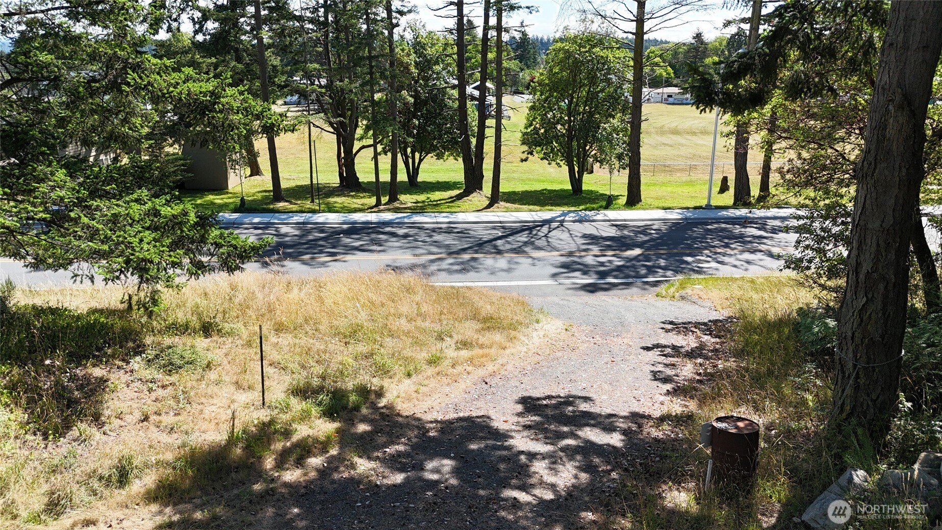 385 Marguerite Place Property Photo 2