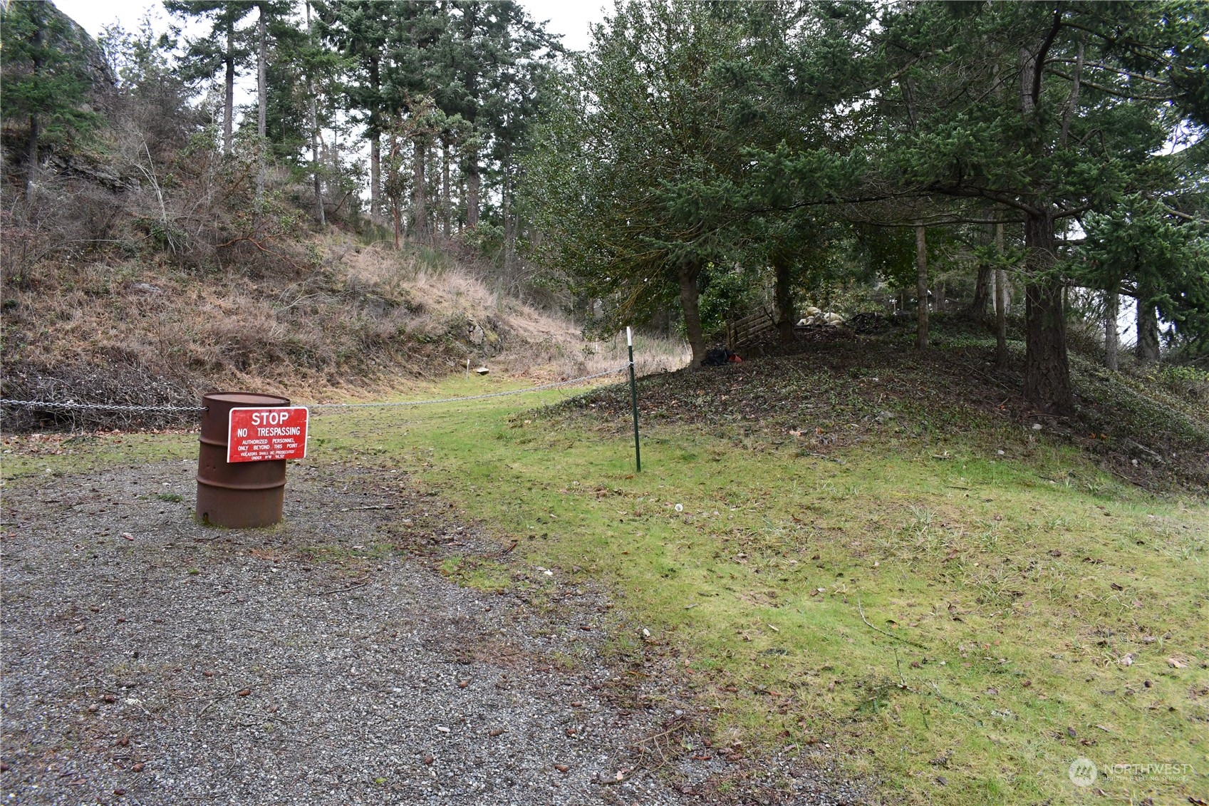 385 Marguerite Place Property Photo 12