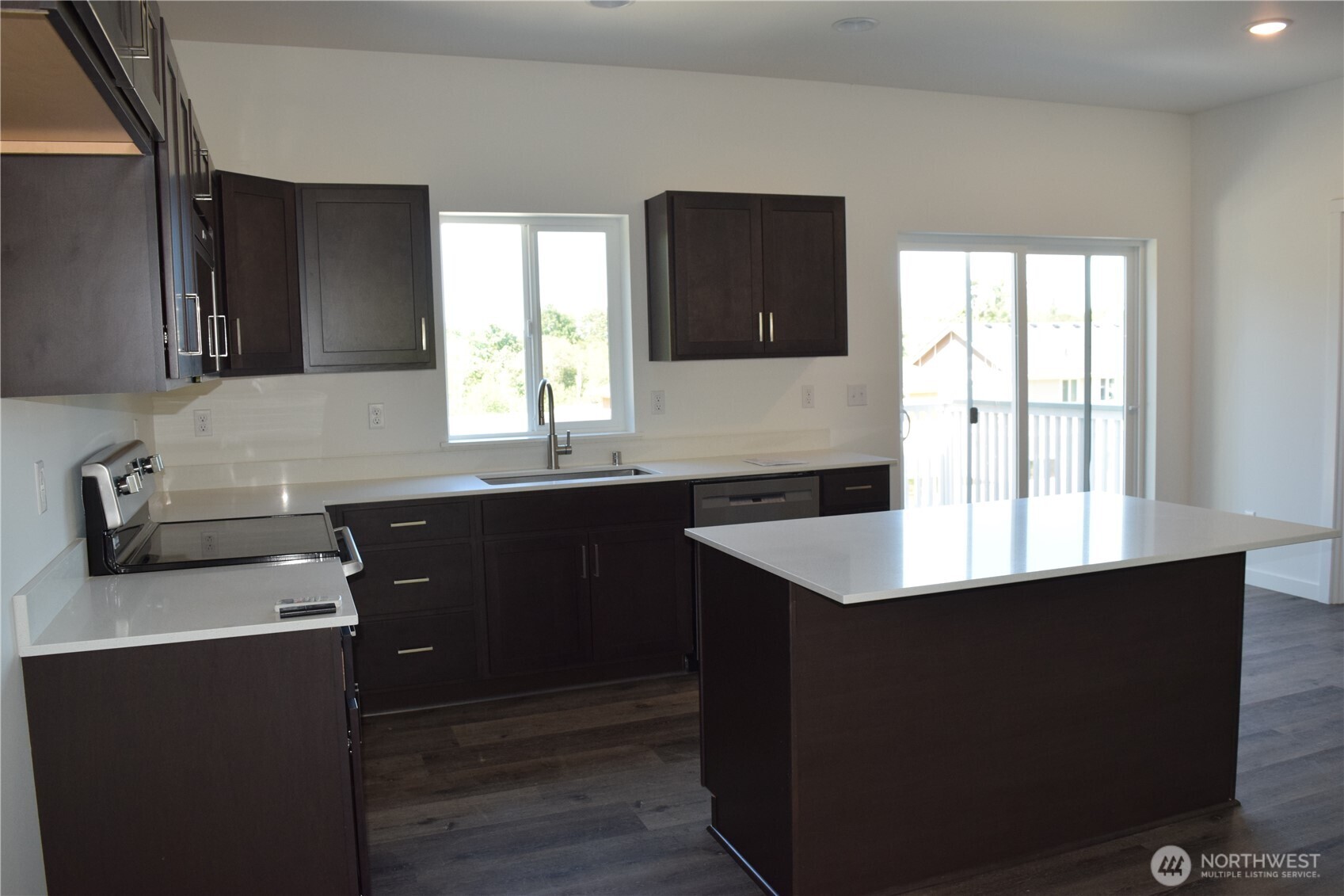 6997 E Bullseye Street Property Photo 5