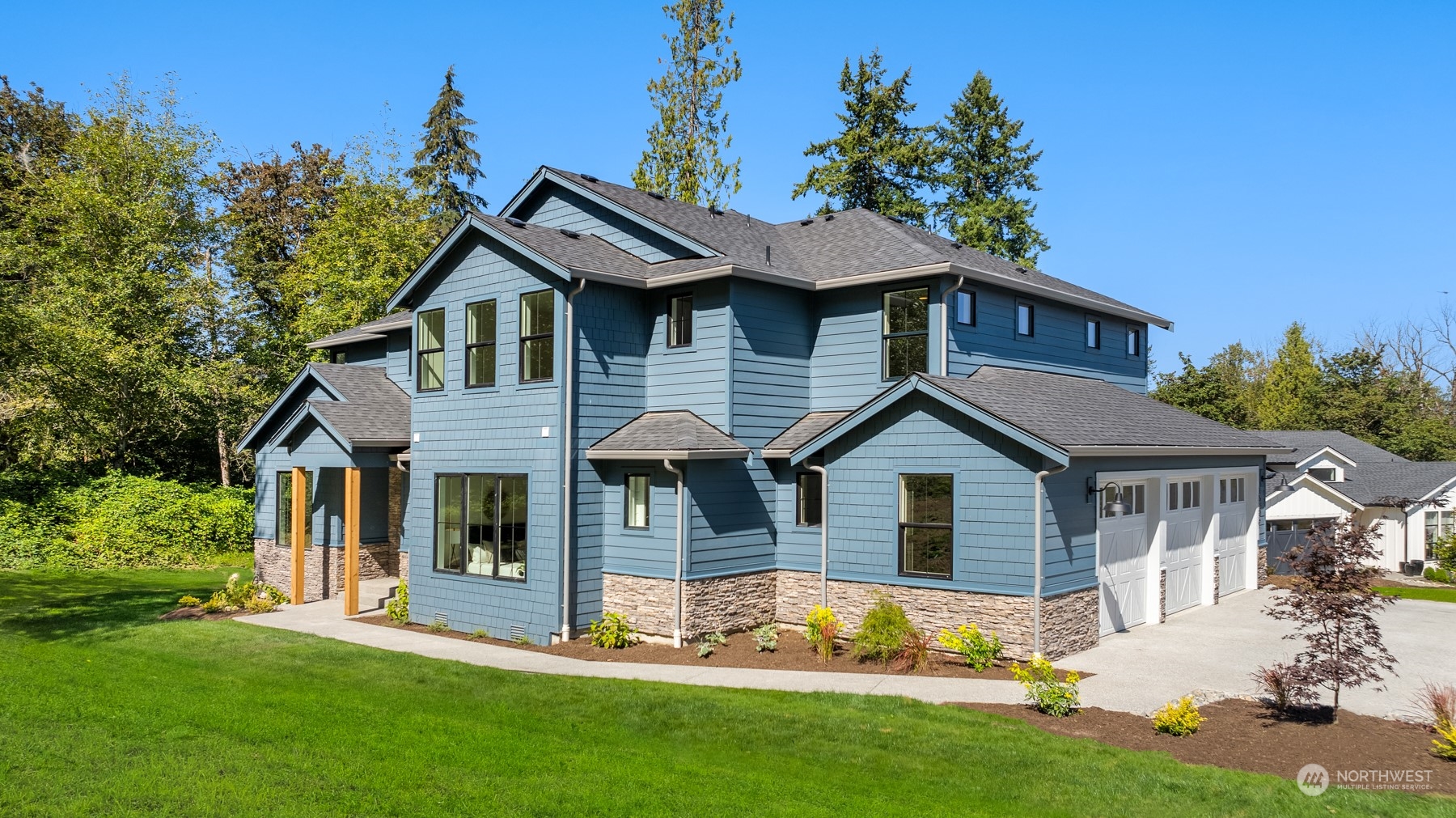 15806 201st Place Property Photo