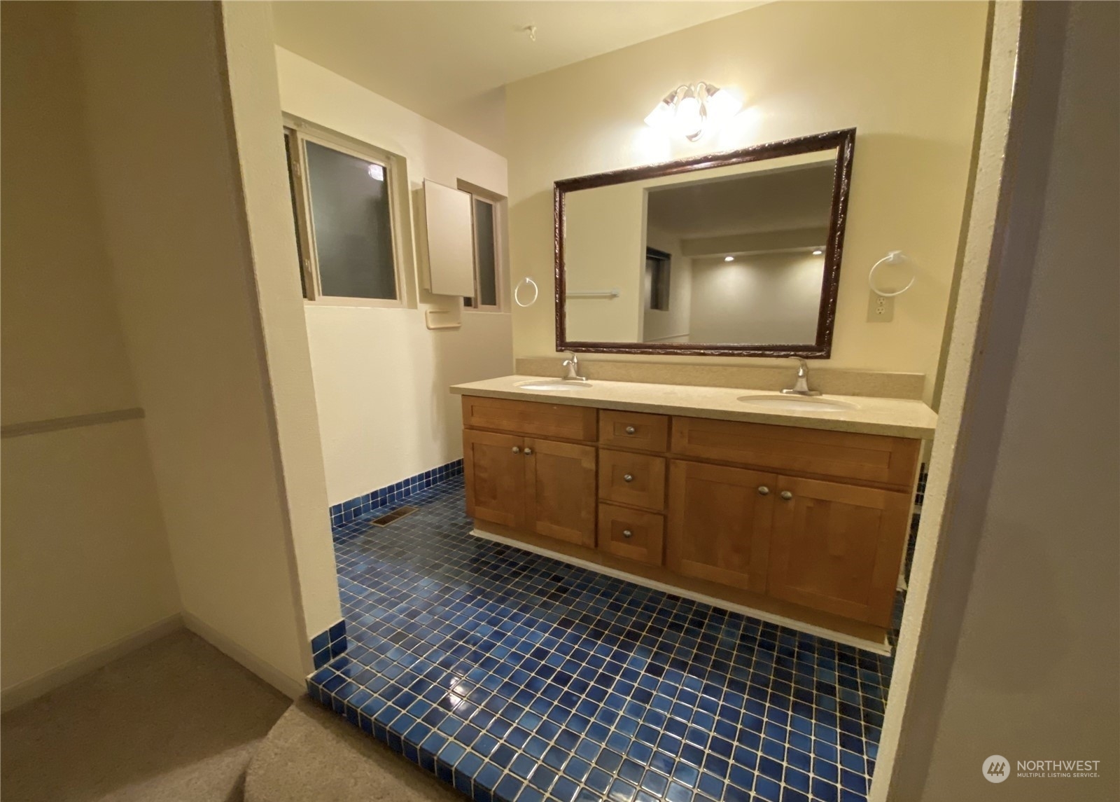 5002 95th Avenue Property Photo 15