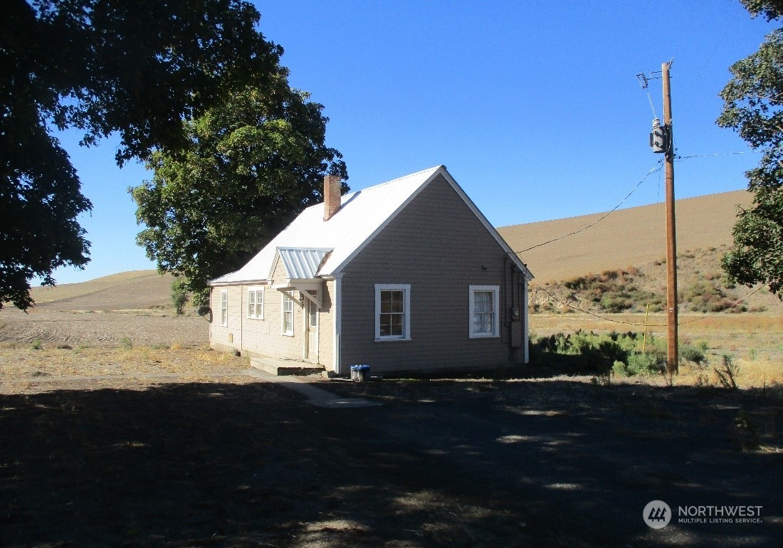 3463 Smith Springs Road Property Photo 2