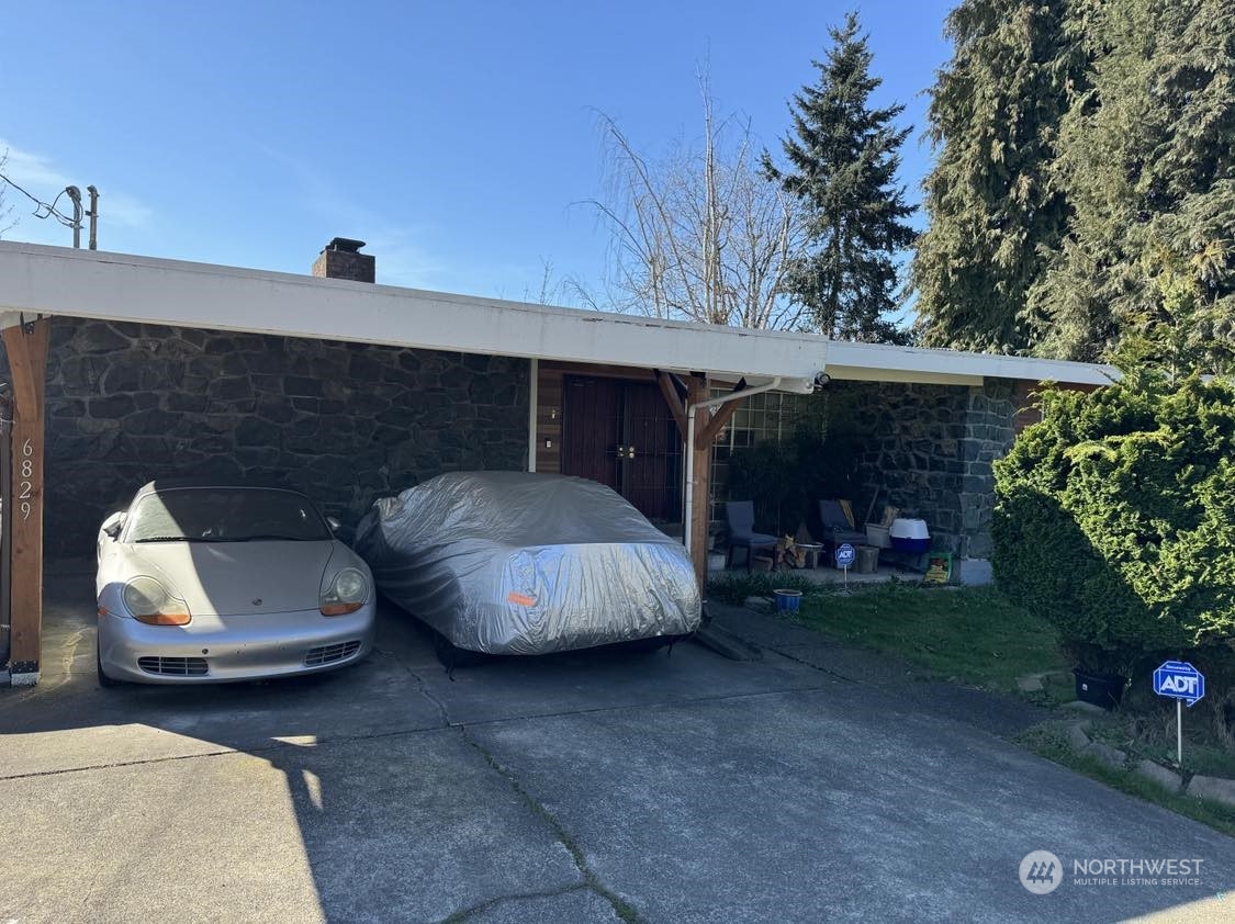6829 S Langston Road Property Photo 2
