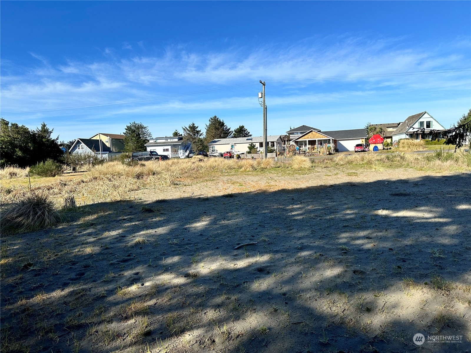586 Sw Ocean Shores Boulevard Property Photo 6