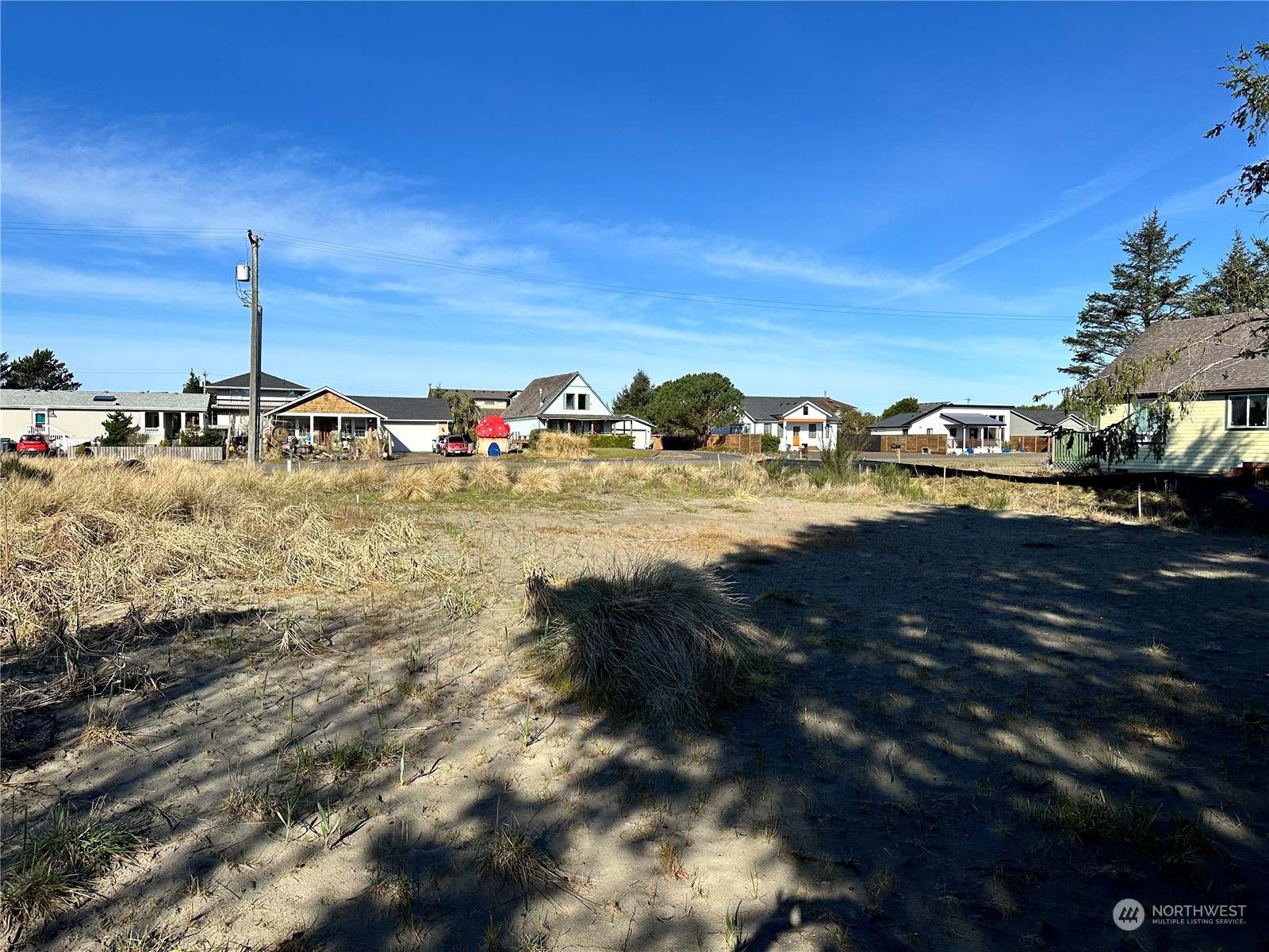 586 Sw Ocean Shores Boulevard Property Photo 8