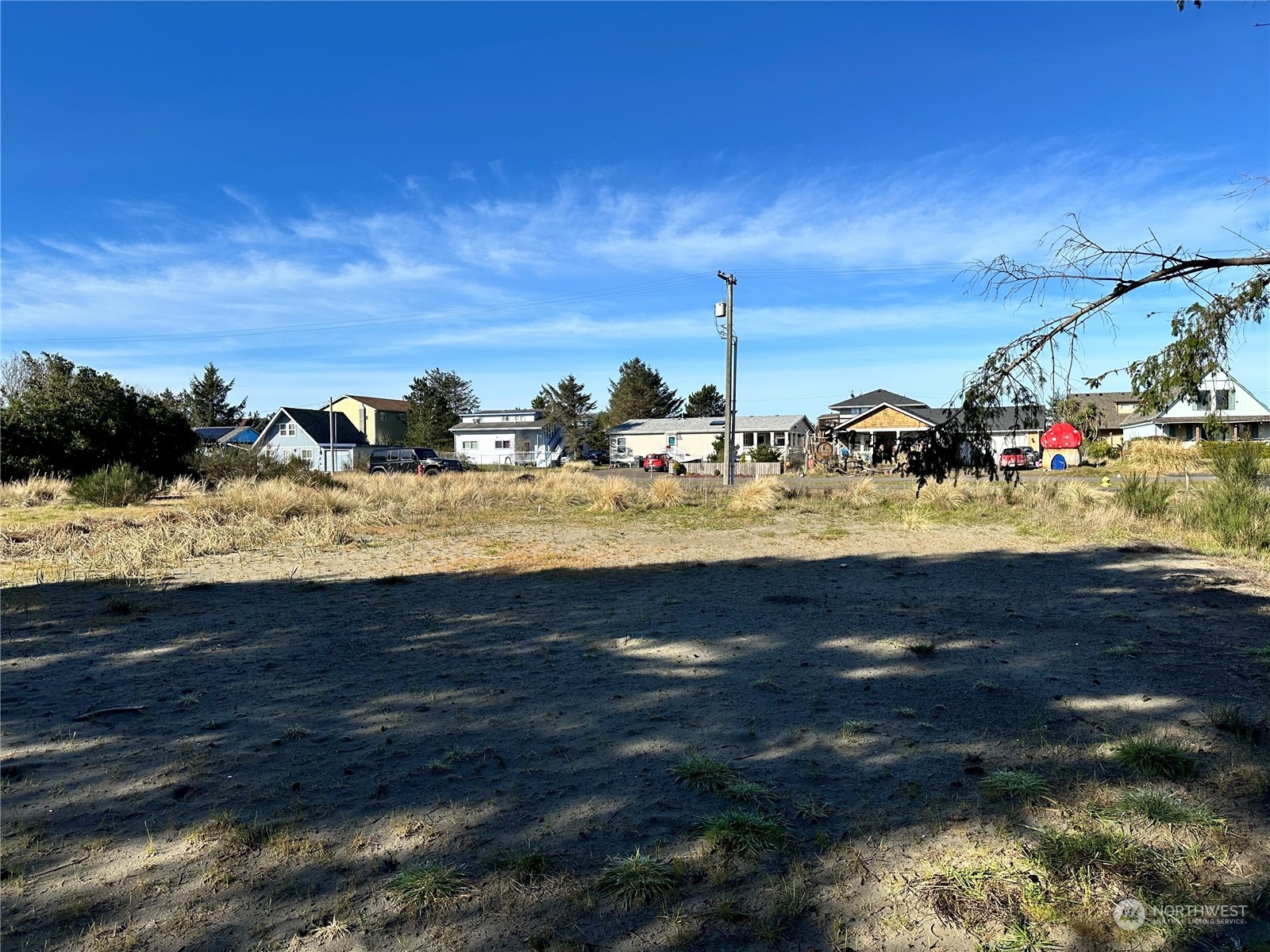 586 Sw Ocean Shores Boulevard Property Photo 16