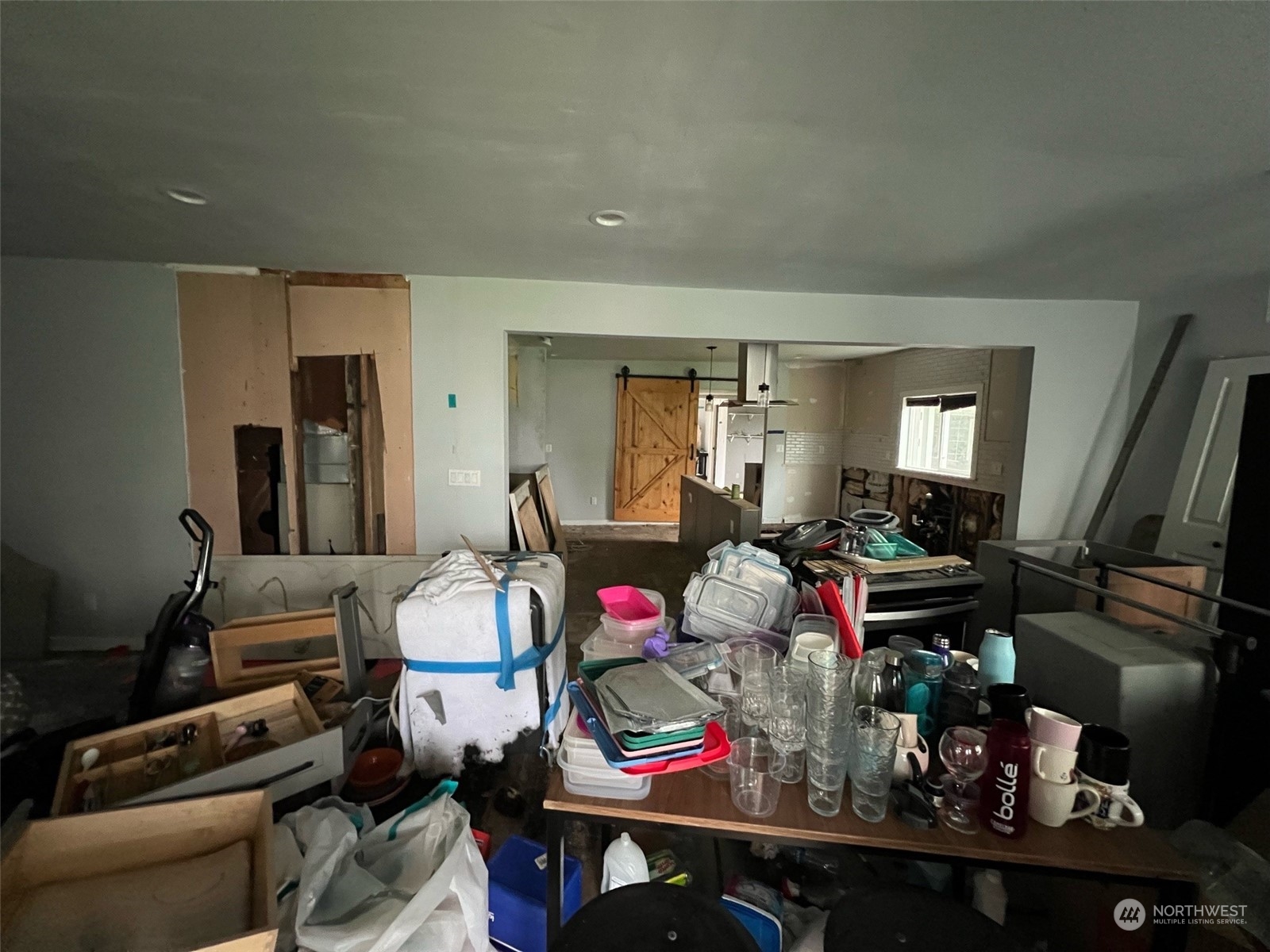 215 3rd Avenue Property Photo 2