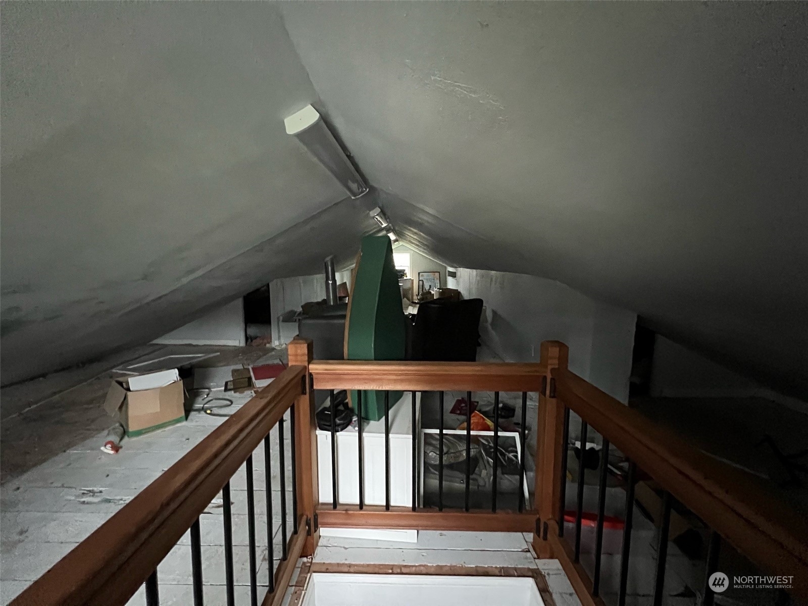 215 3rd Avenue Property Photo 17