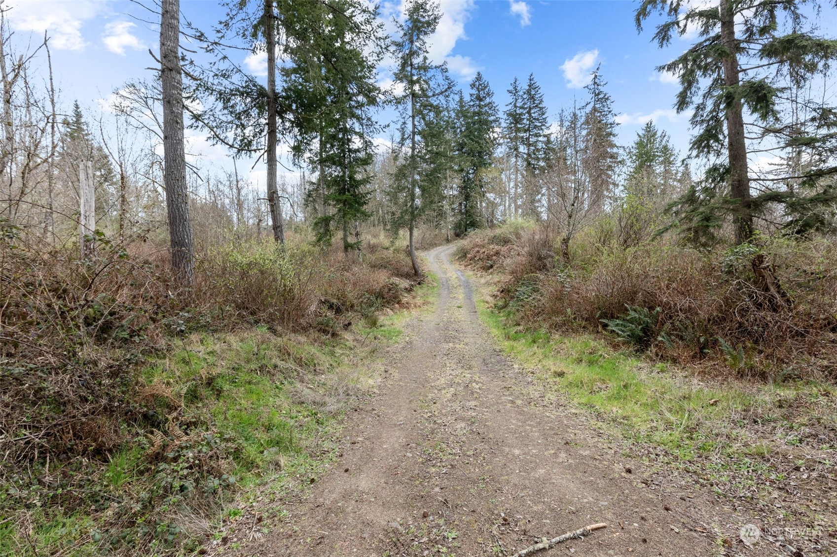 9248 Ne Country Woods Lane Property Photo 31