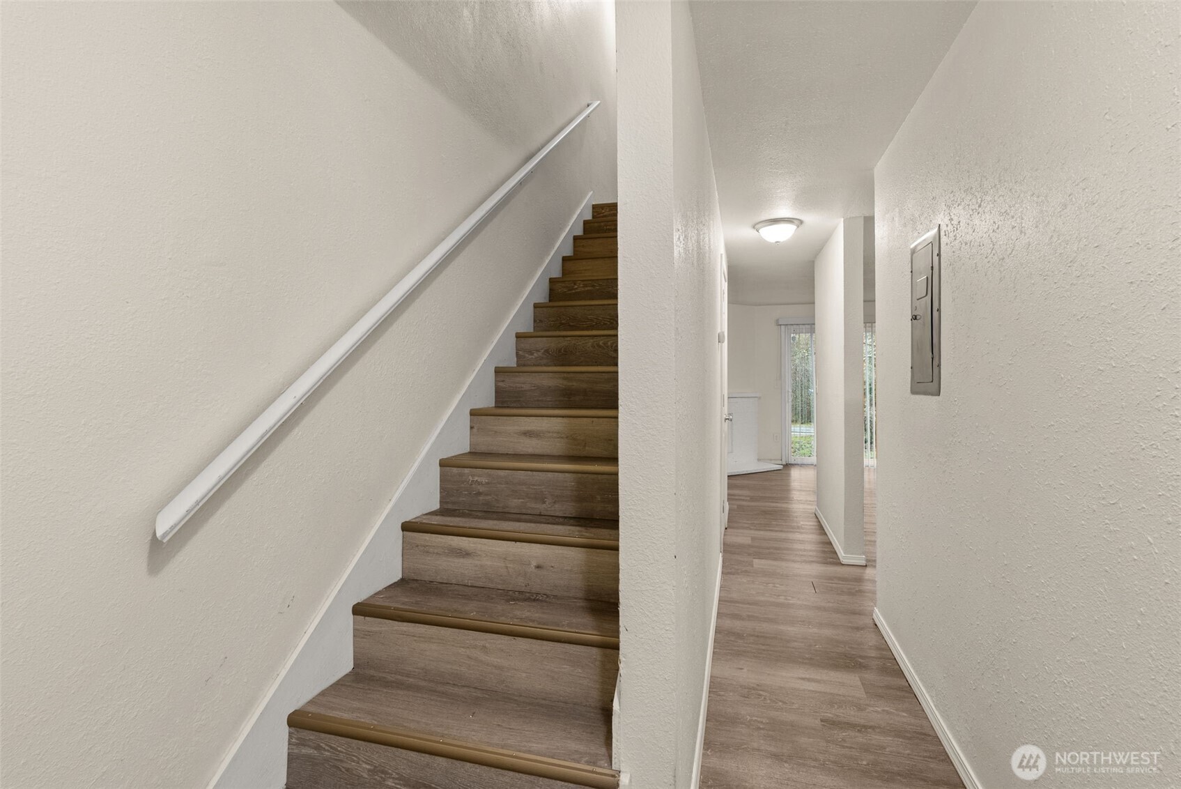 665 Sunset Avenue Property Photo 5