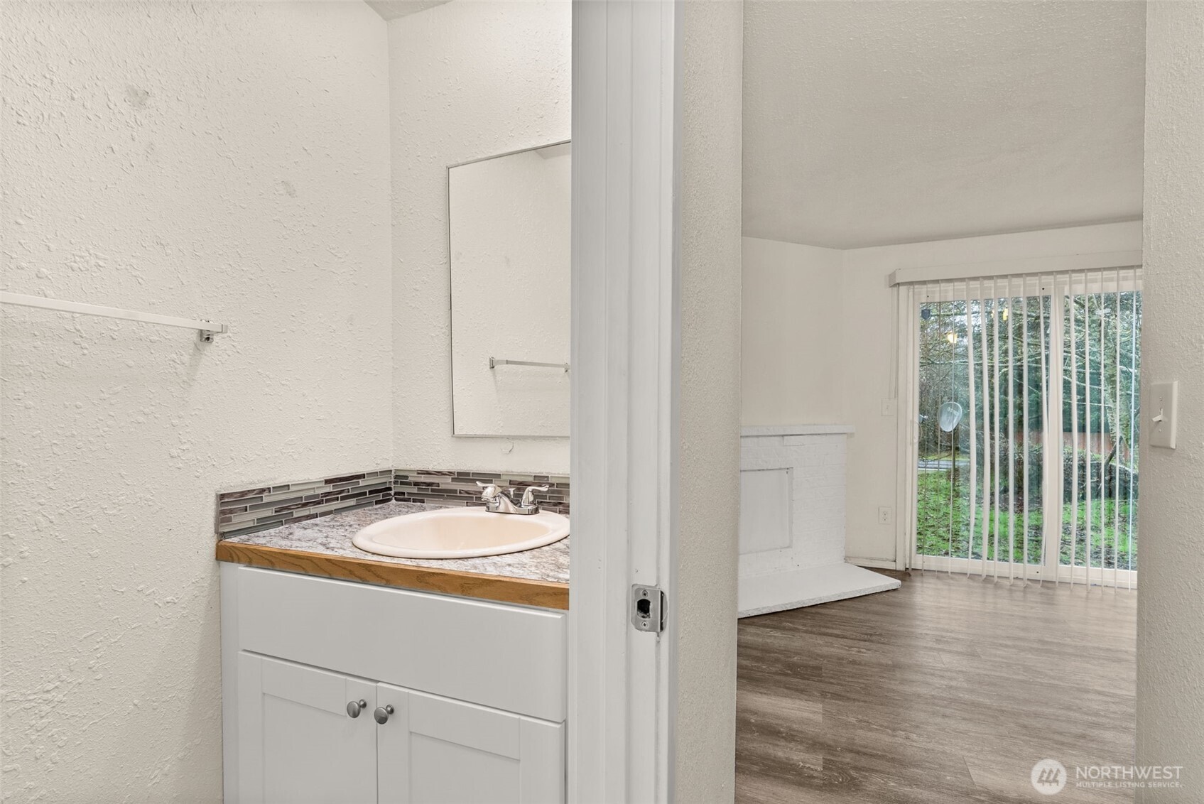 665 Sunset Avenue Property Photo 15