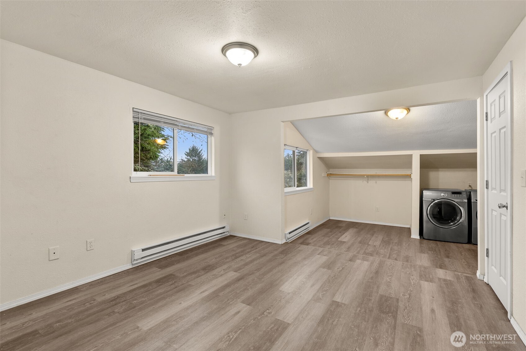 665 Sunset Avenue Property Photo 17