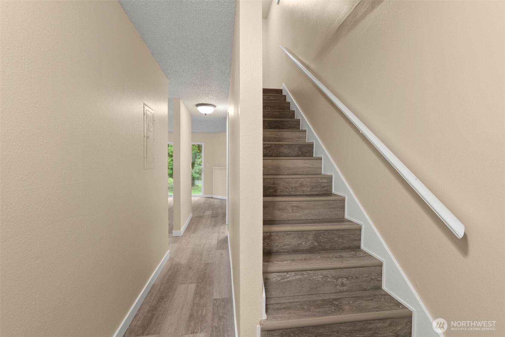 665 Sunset Avenue Property Photo 20