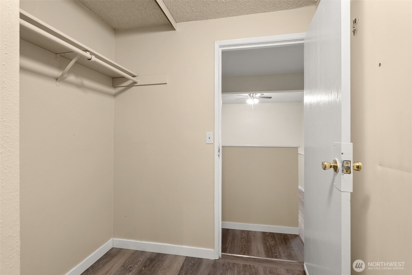 665 Sunset Avenue Property Photo 26