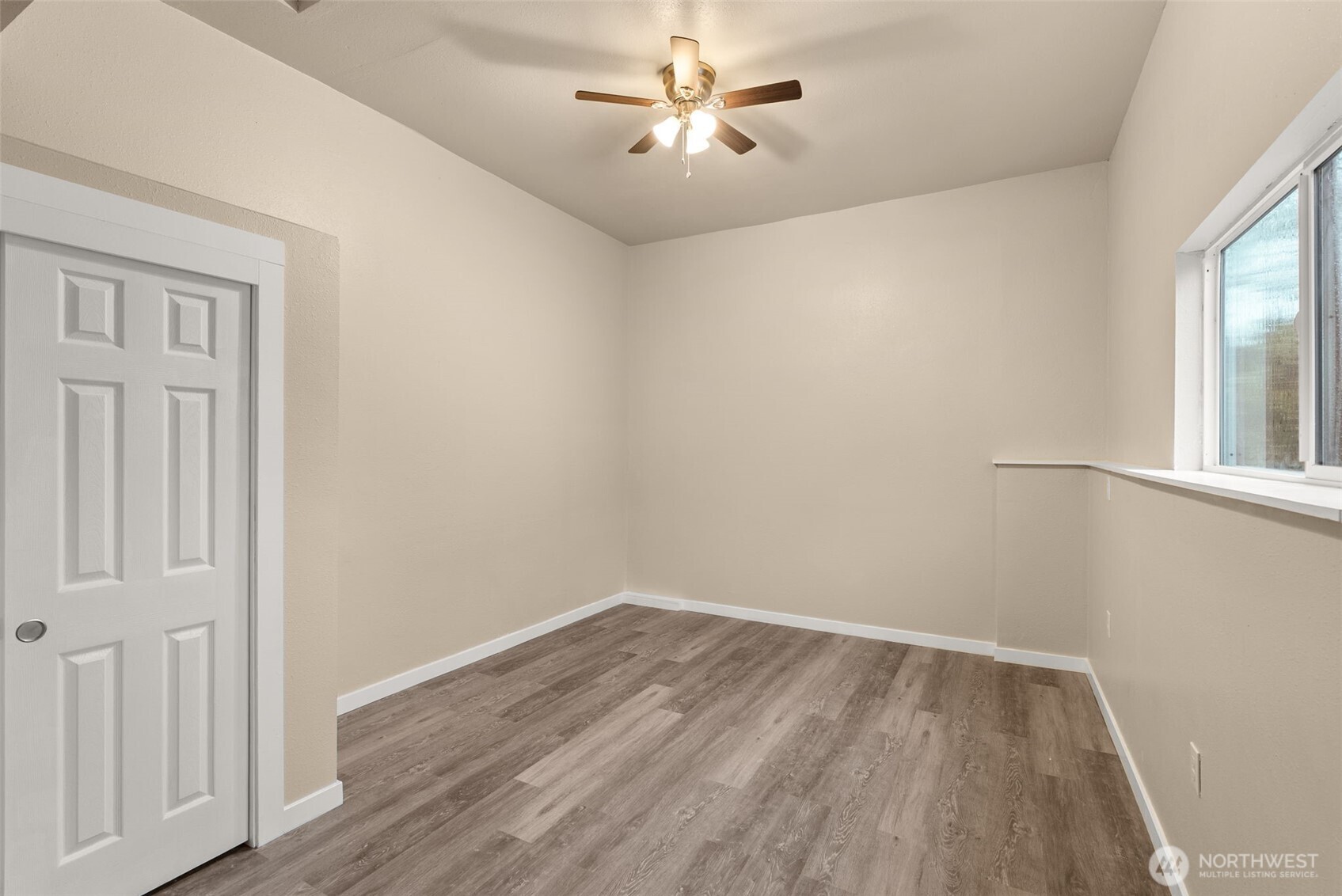 665 Sunset Avenue Property Photo 27