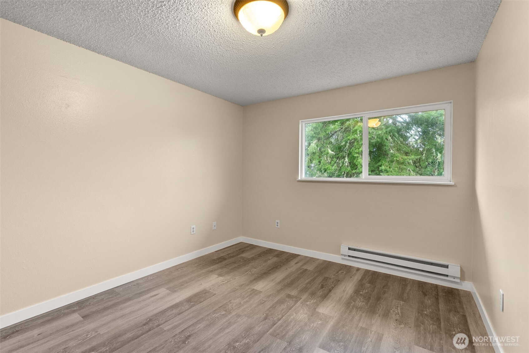 665 Sunset Avenue Property Photo 33