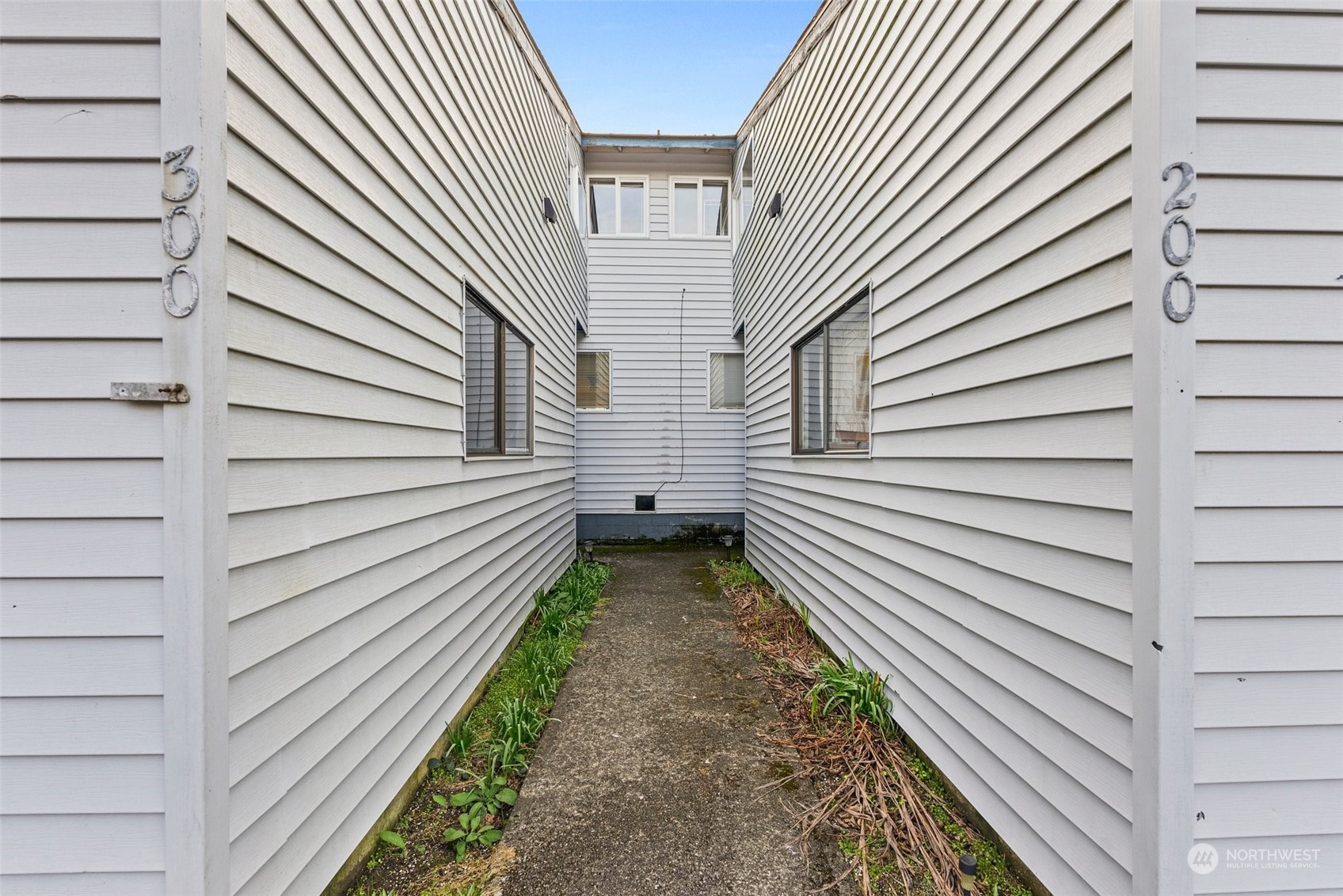 665 Sunset Avenue Property Photo 36