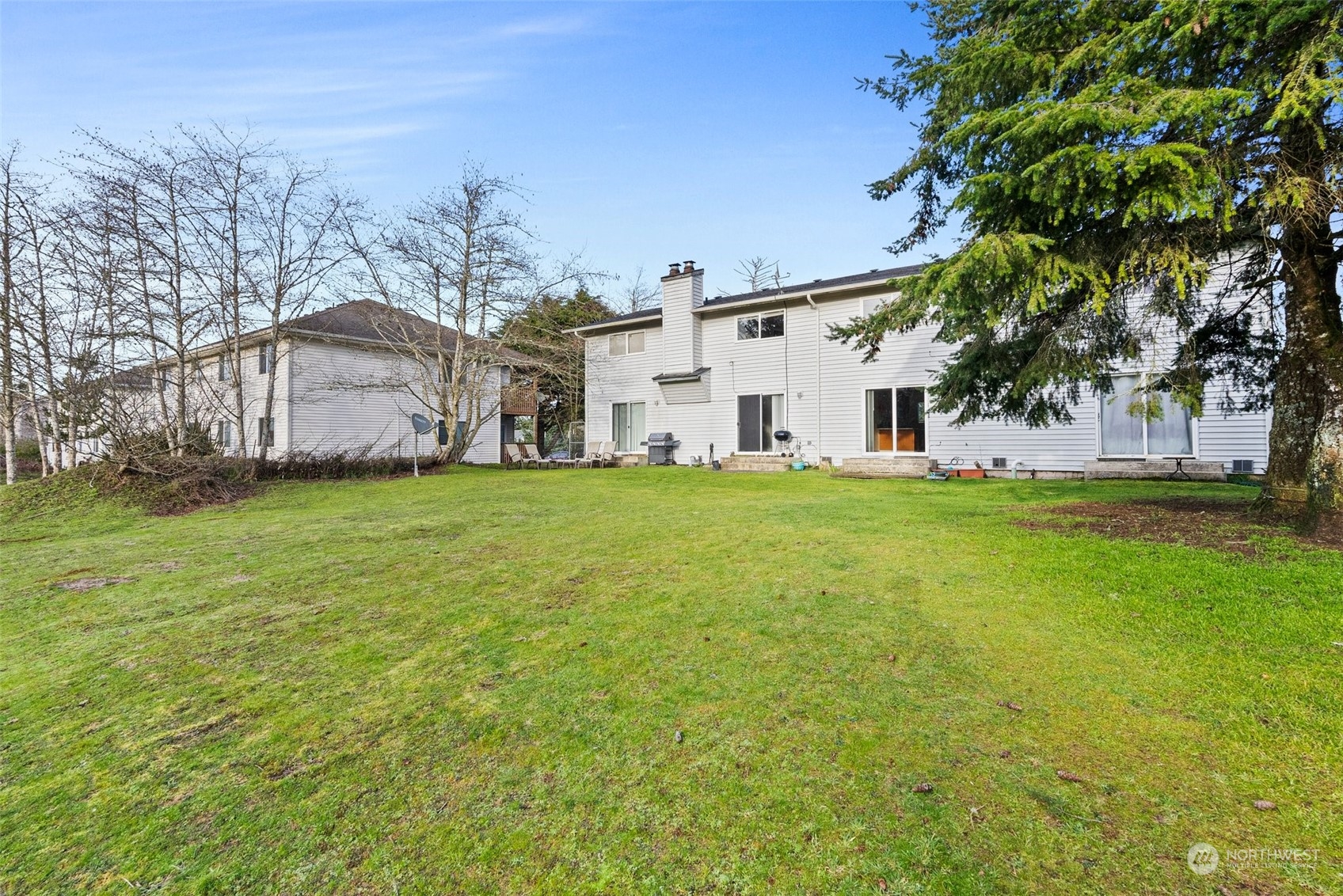 665 Sunset Avenue Property Photo 38
