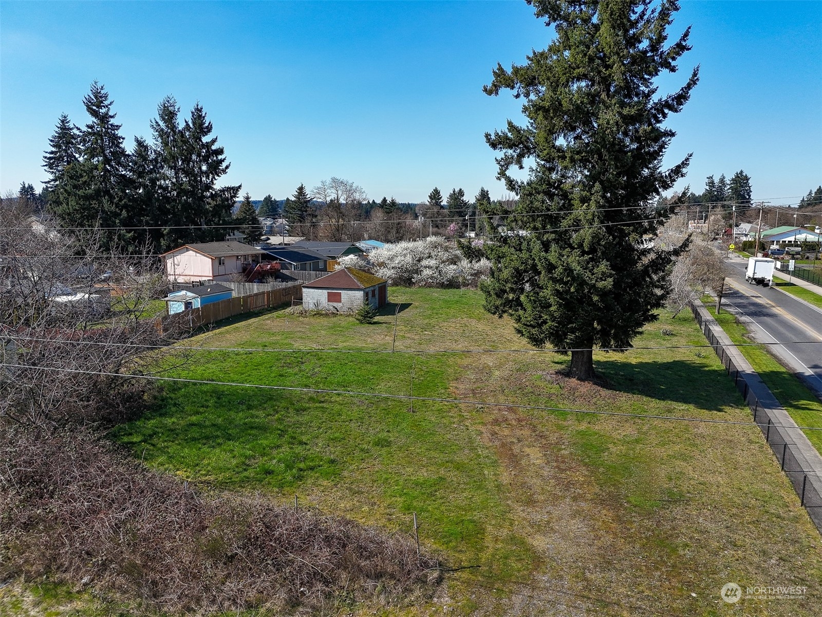 403 Yelm Avenue Property Photo 15
