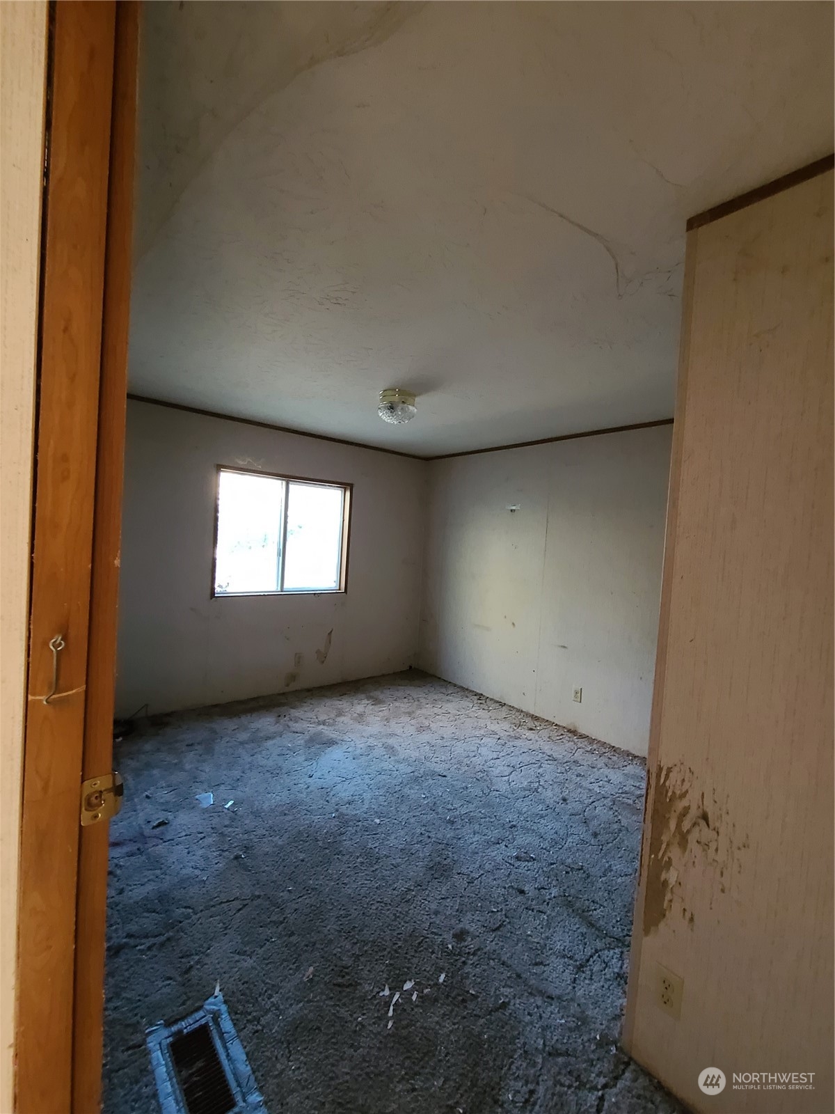 7132 Hawks Prairie Road Property Photo 18