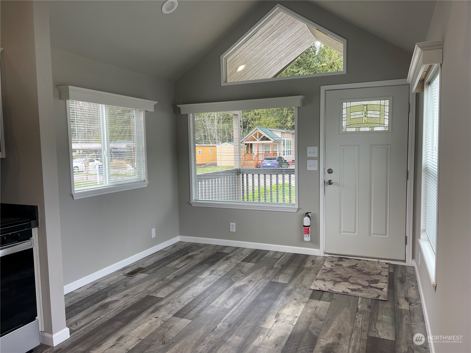 6062 Hwy 20 10 Property Photo 4
