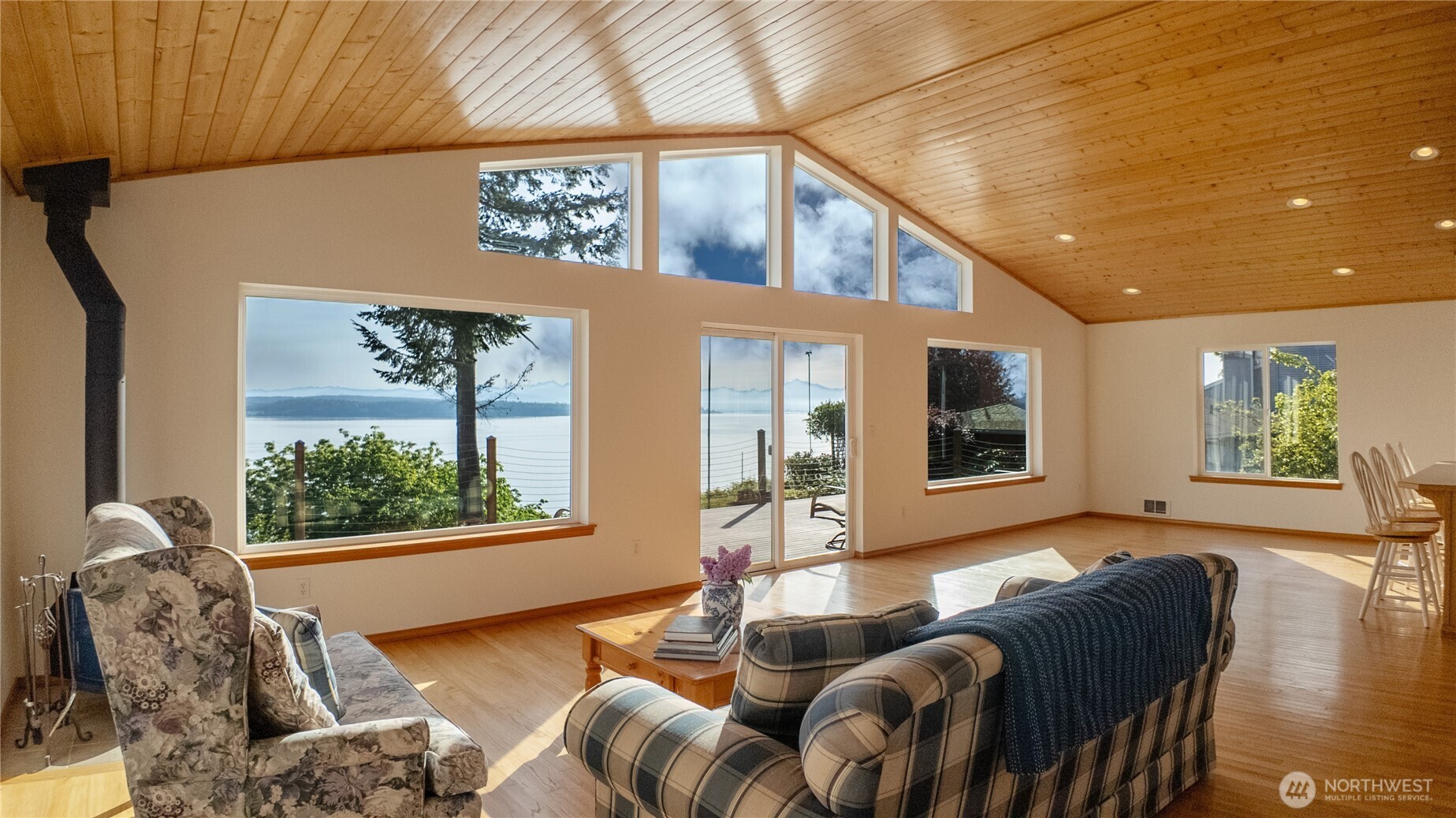 15 A Saratoga Drive Property Photo 1