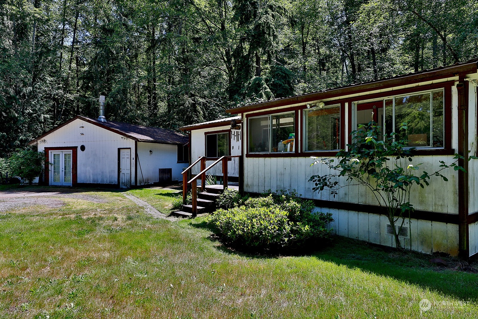 6090 Pioneer Park Place Property Photo