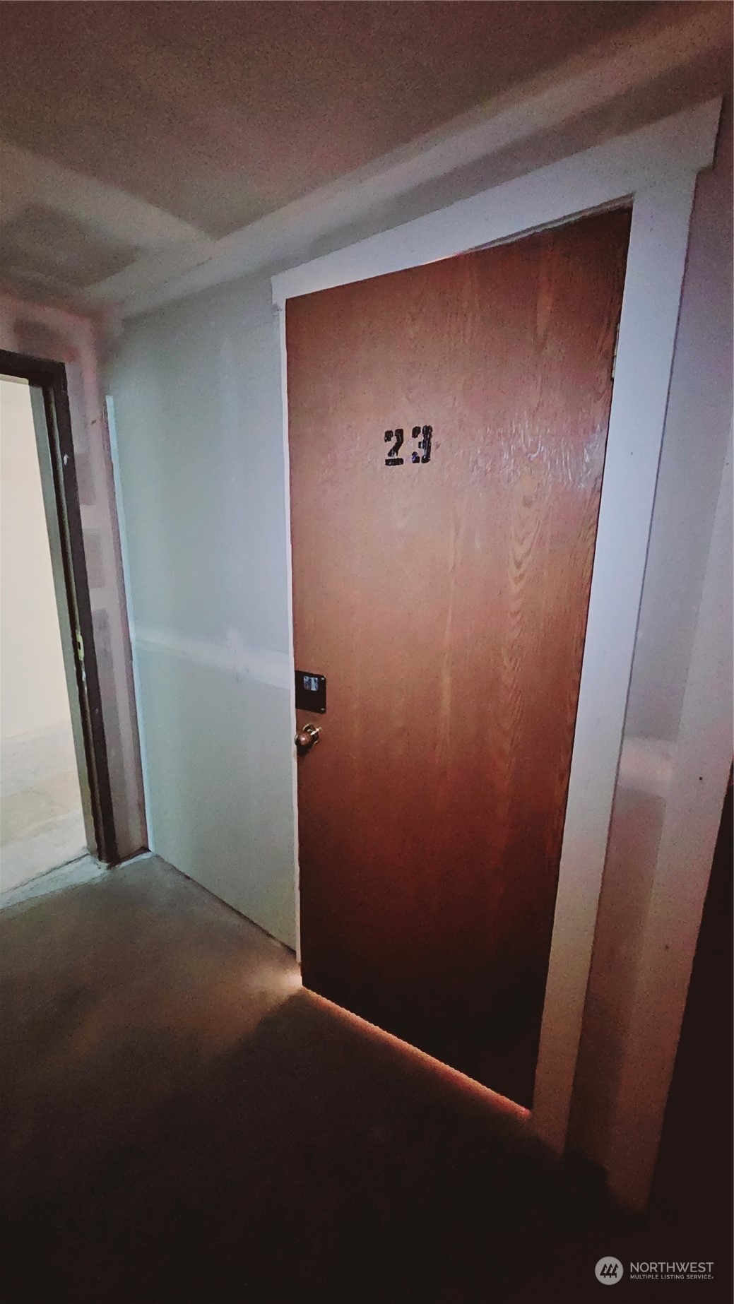 25 N Broadway 208 Property Photo 22
