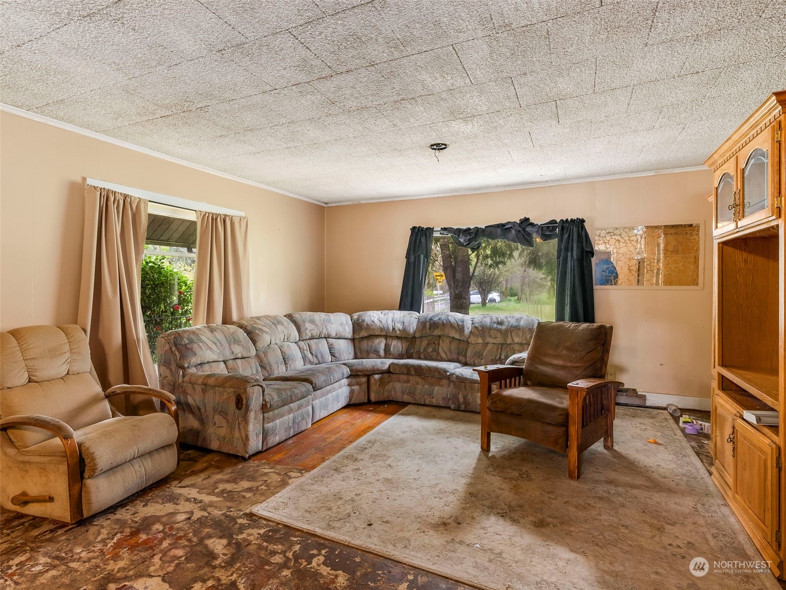121 Jones Road Property Photo 7