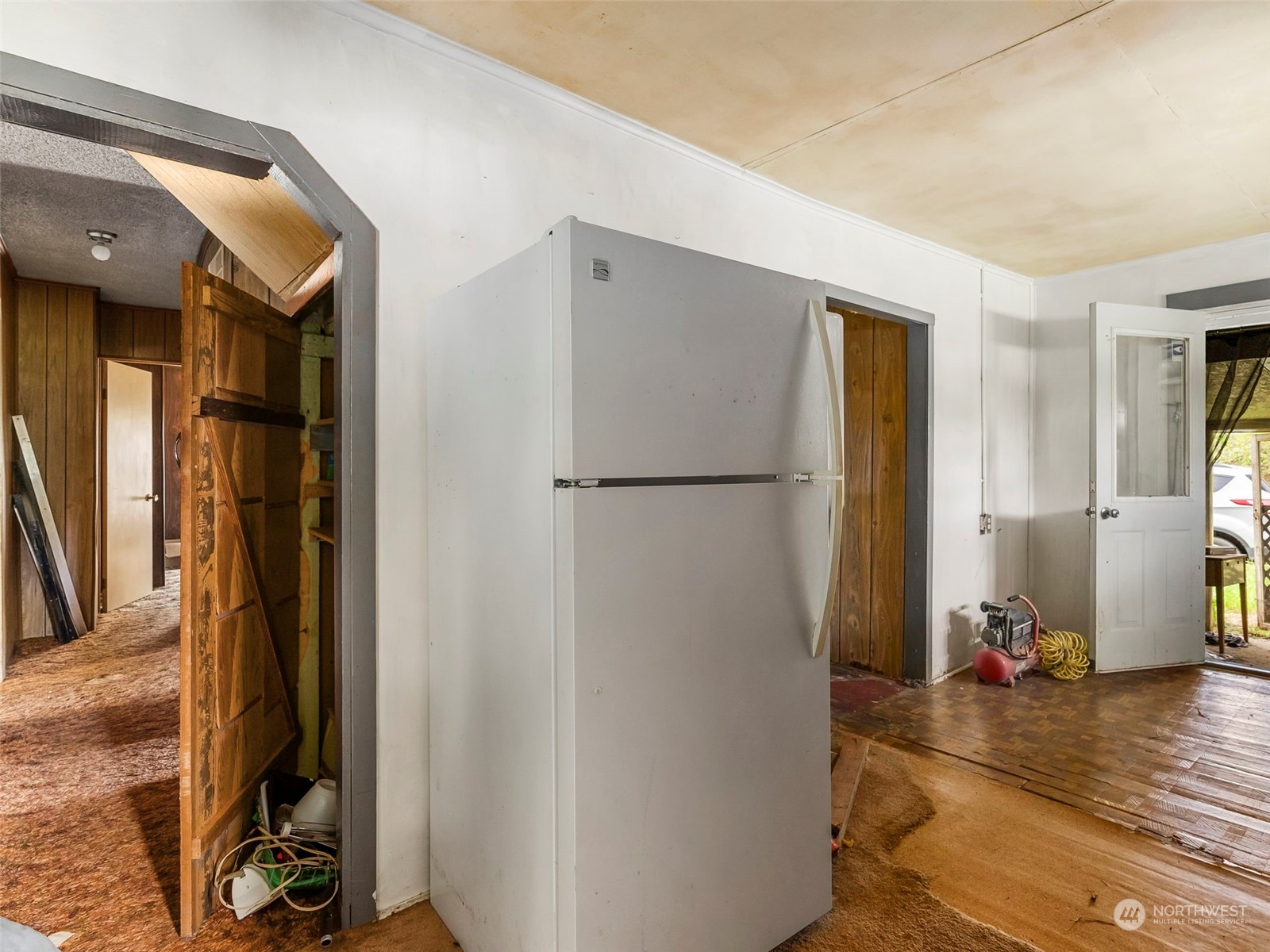 121 Jones Road Property Photo 12