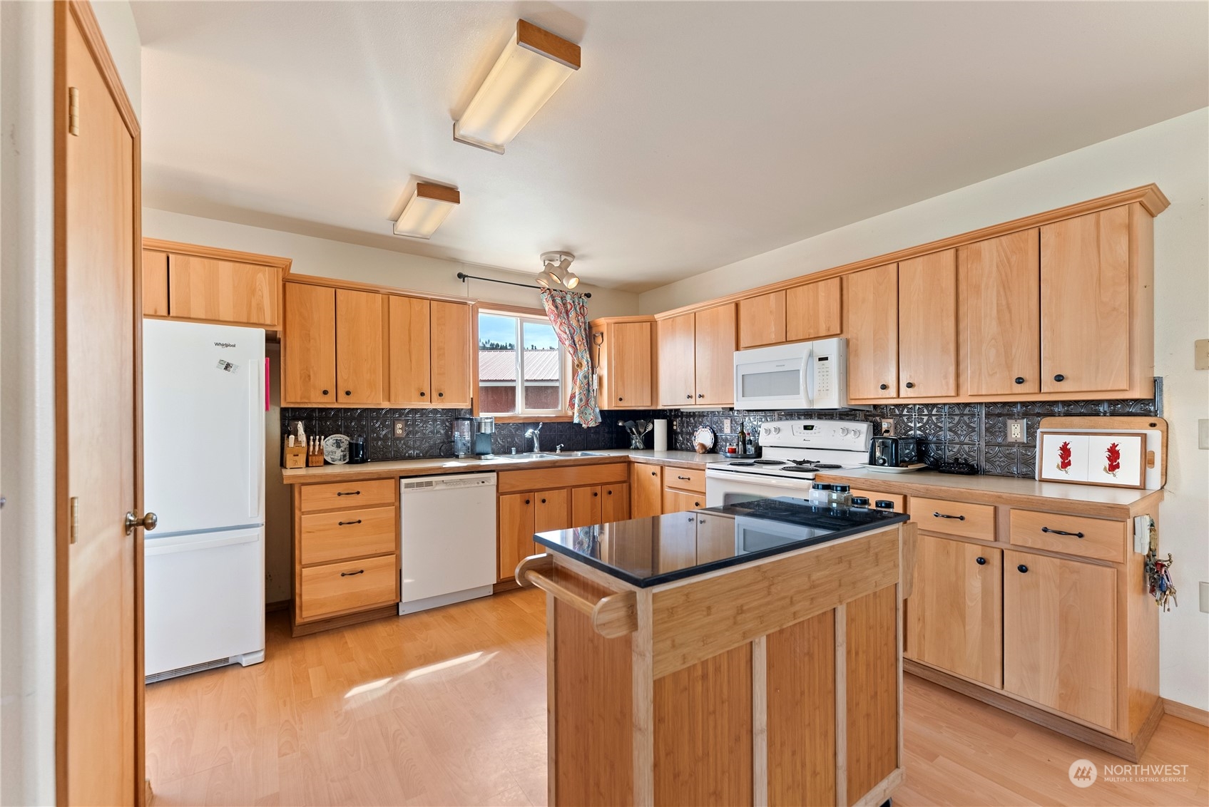 106 Knox Road Property Photo 13