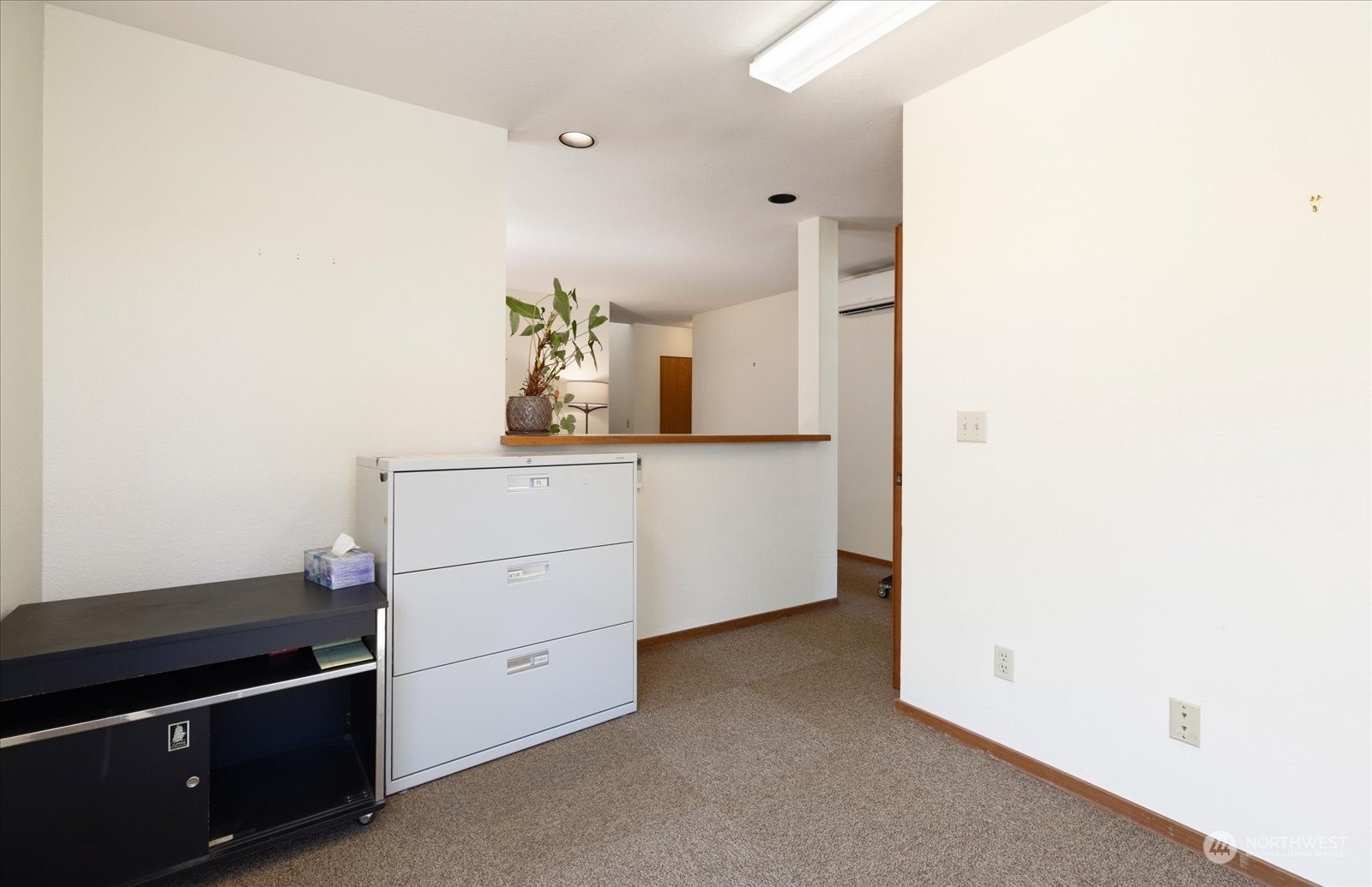 6441 Harding Avenue Property Photo 7