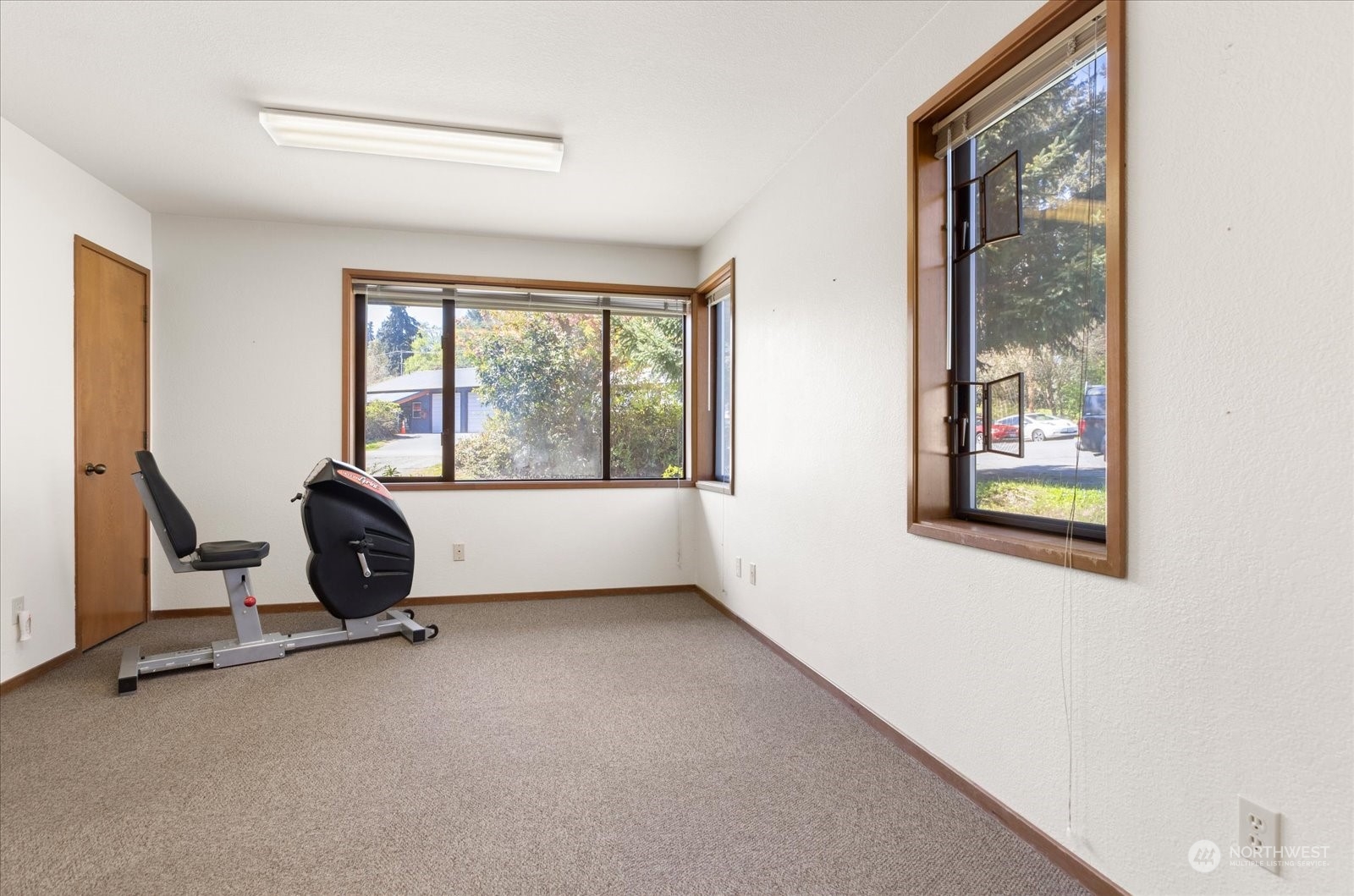 6441 Harding Avenue Property Photo 10