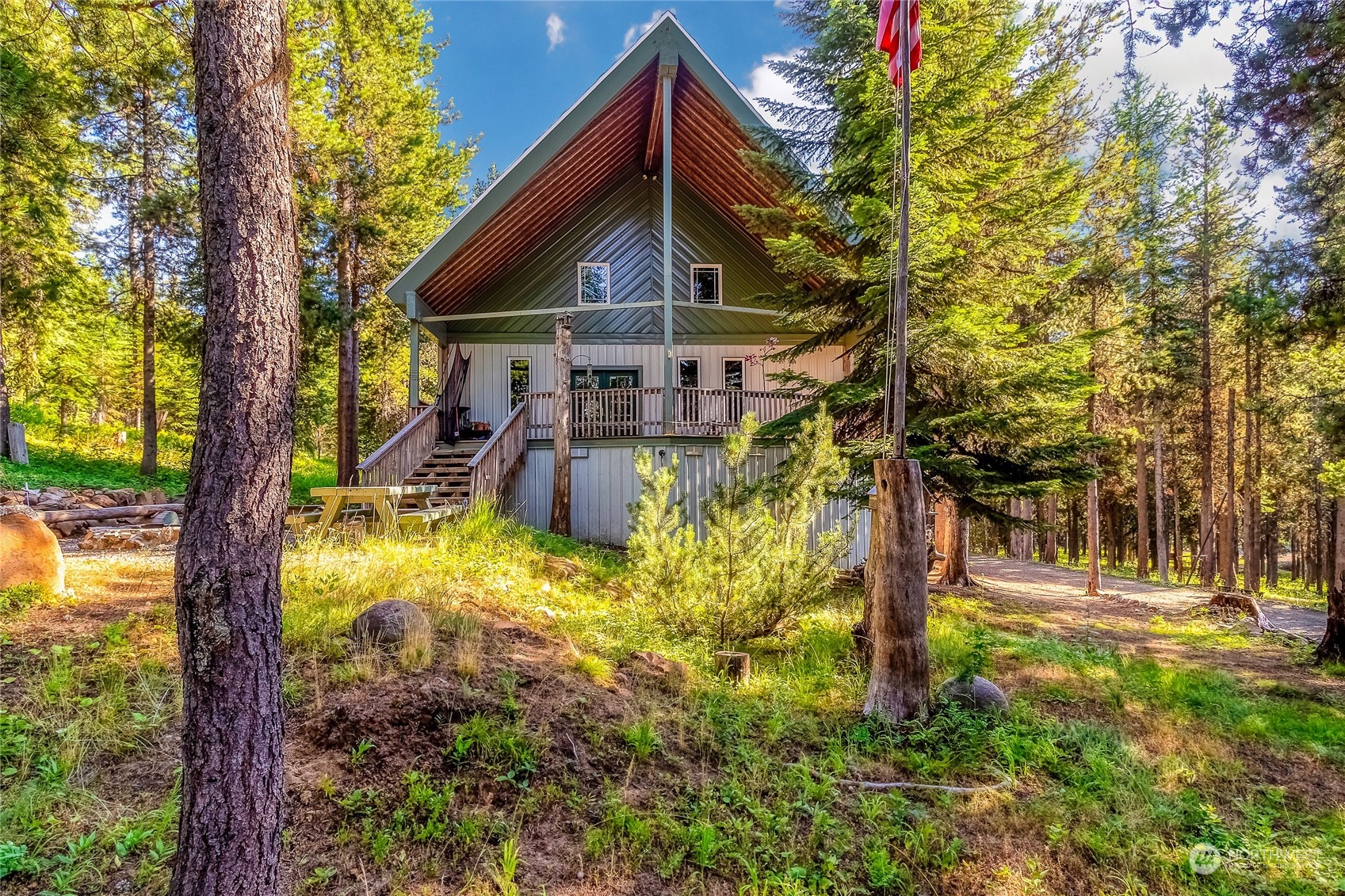 77667 Jack Pine Lane Property Photo 1
