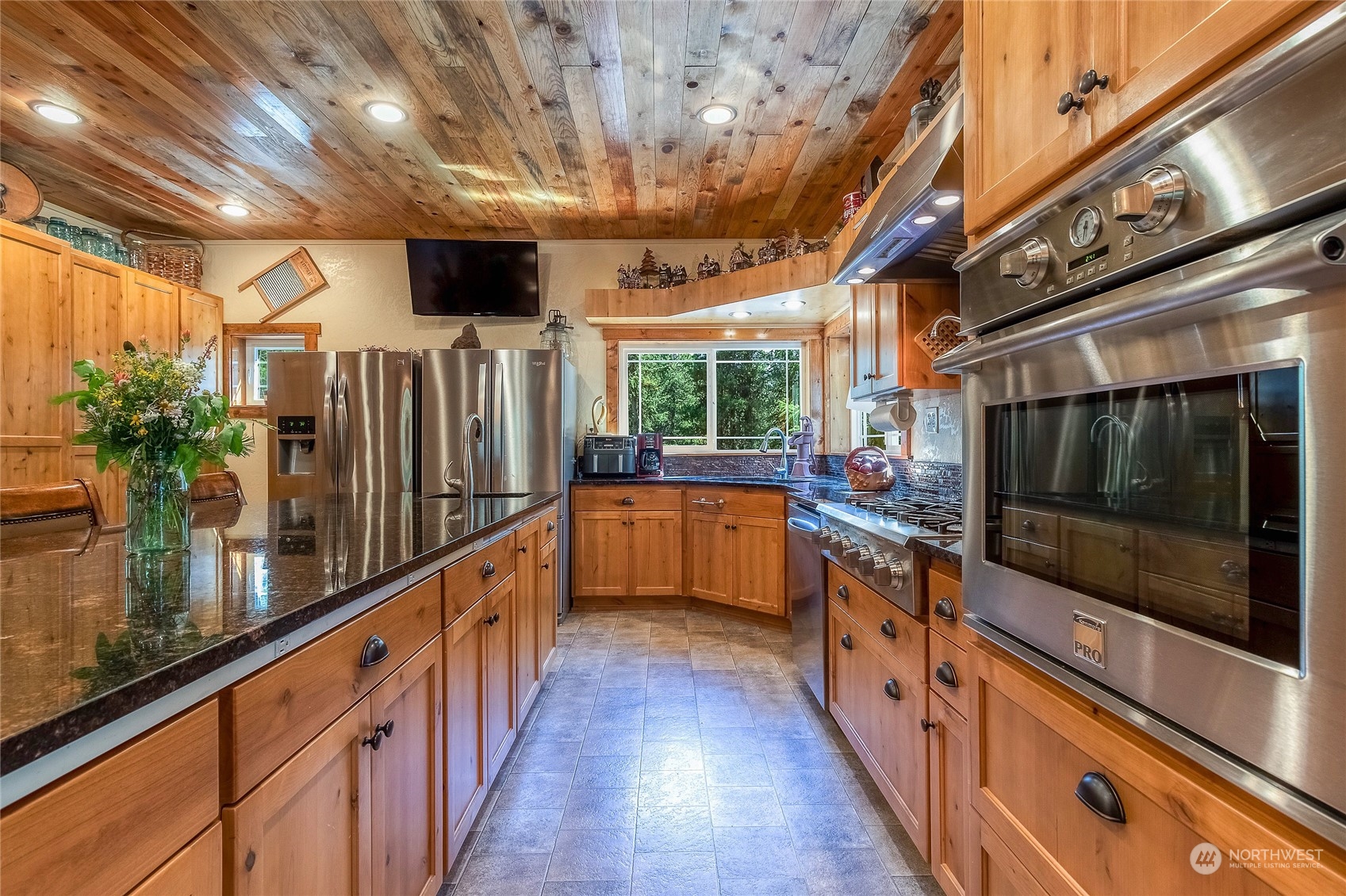 77667 Jack Pine Lane Property Photo 5