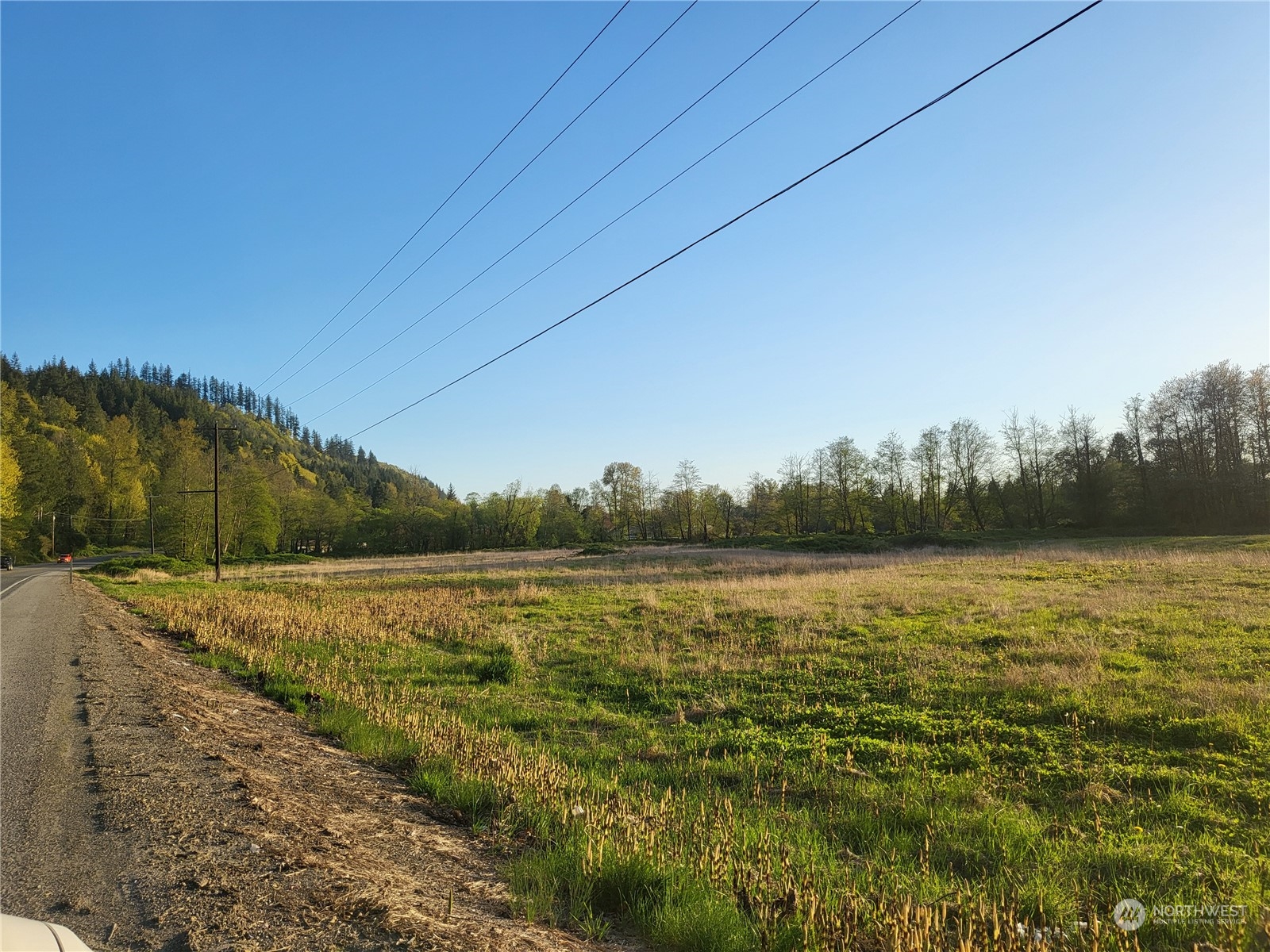 15271 State Route 530 Property Photo 1
