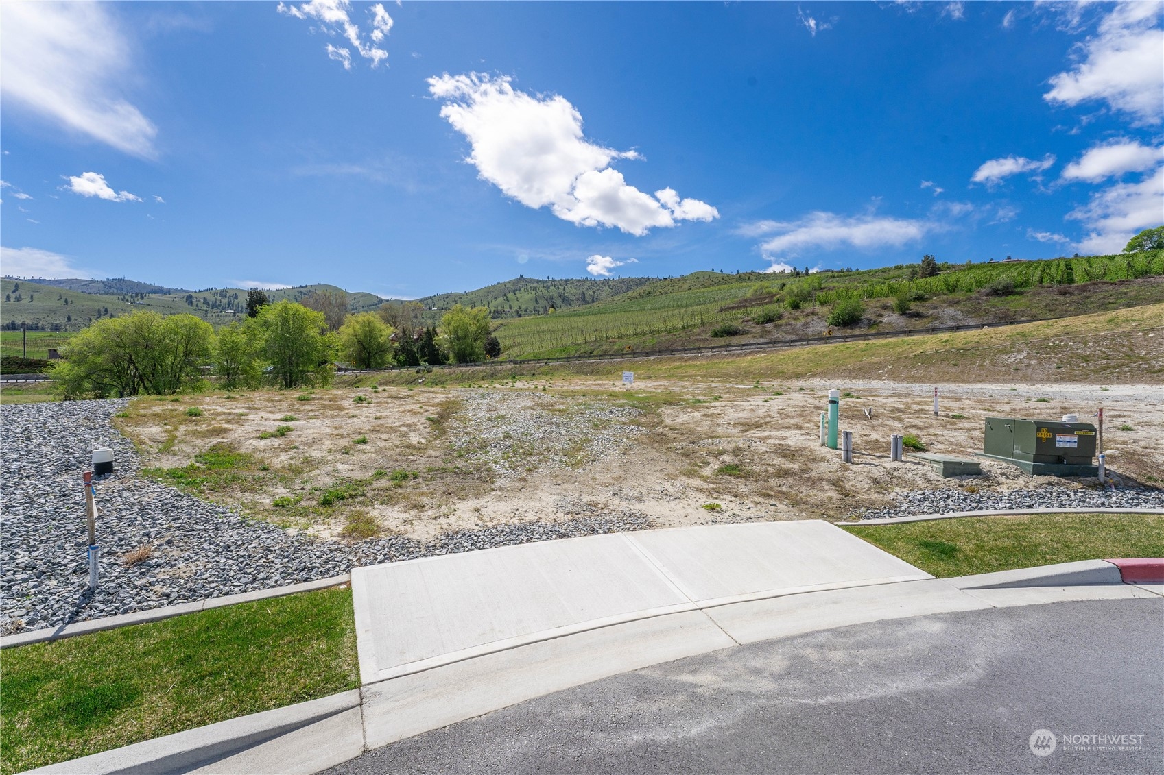 178 Loretta Lane Property Photo 1