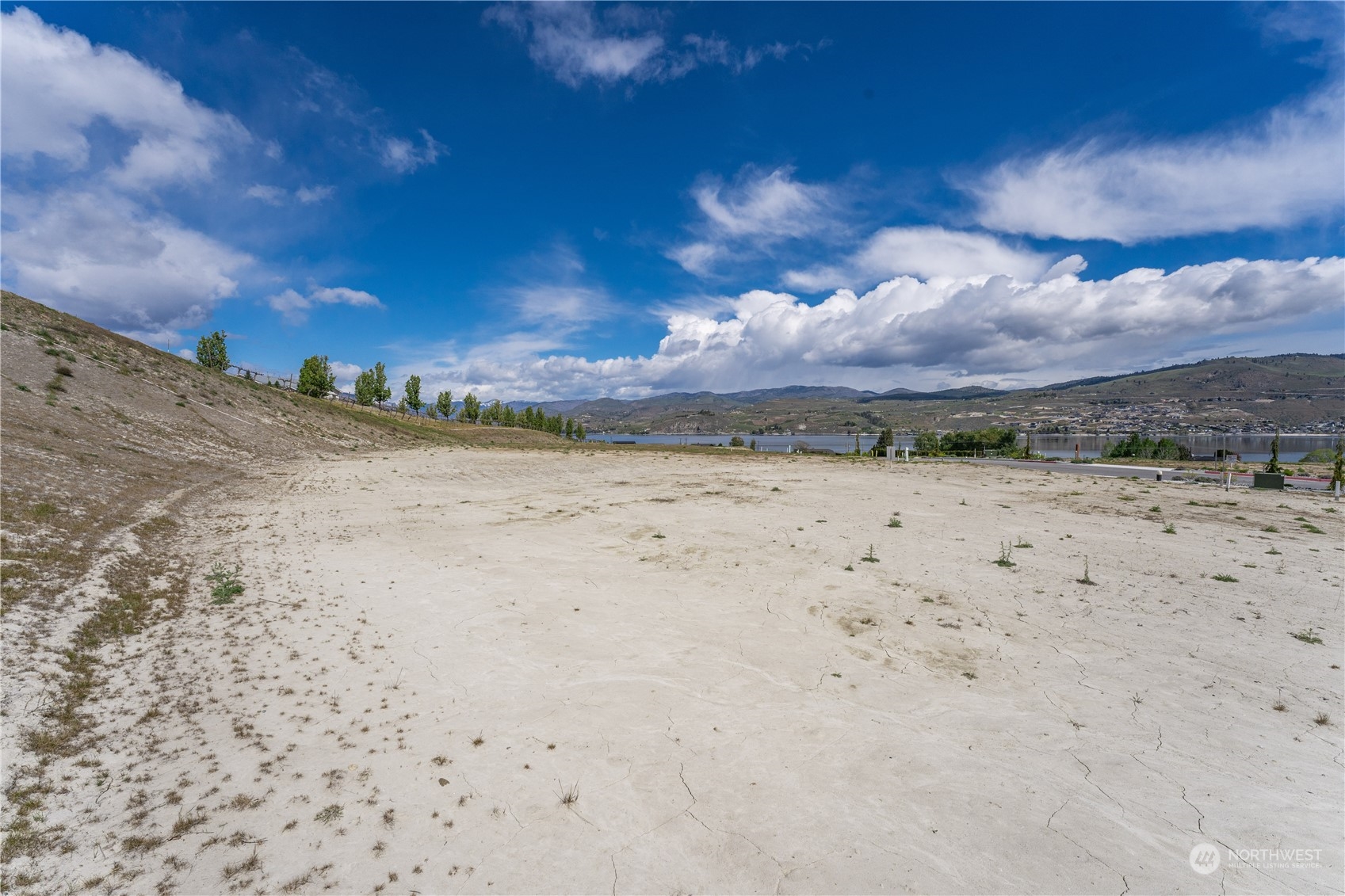 150 Loretta Lane Property Photo 2