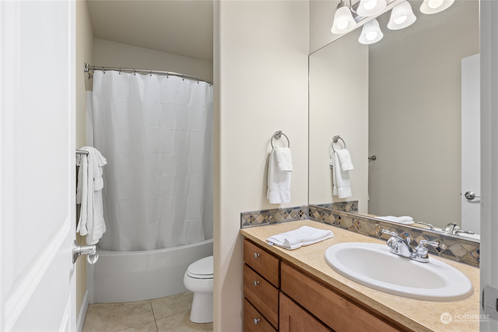 9246 Red Cliff Drive B66 Property Photo 18