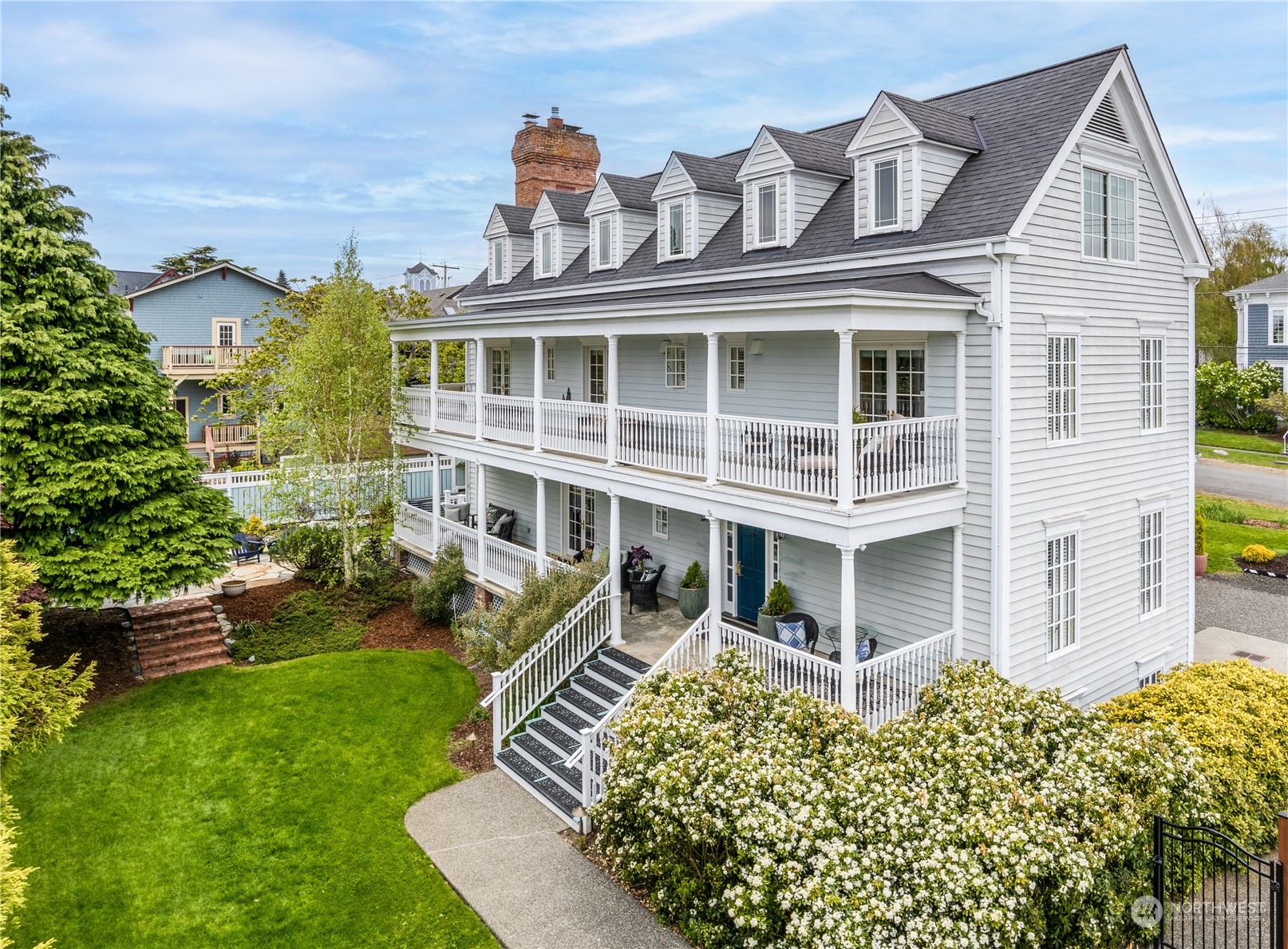 533 Quincy Street Property Photo