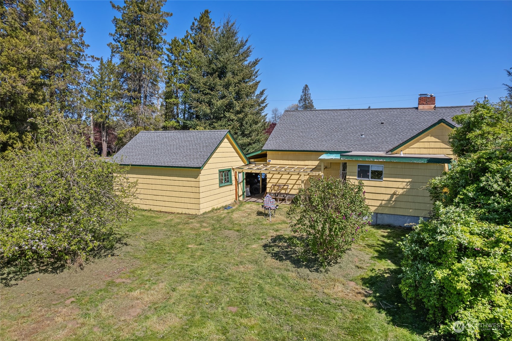 423 Franz Anderson Road Property Photo 8