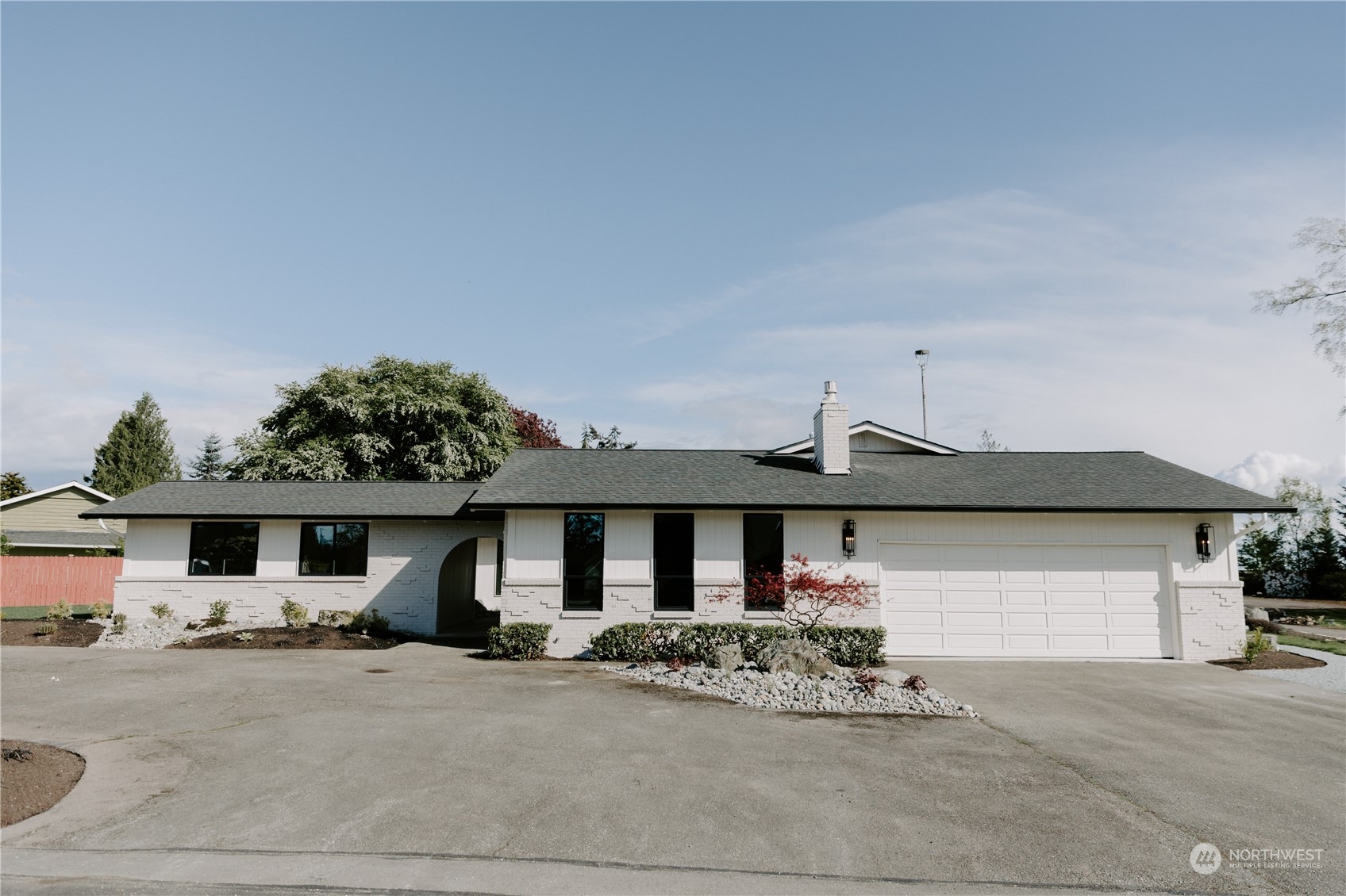 16558 Country Club Drive Property Photo